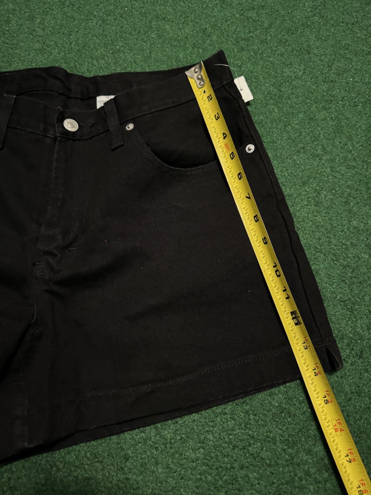 Jordache × Vintage Vintage Y2K Jordache Black Jorts 13/14 6” Denim Shorts Size 36" / US 14 / IT 50 - 7 Thumbnail