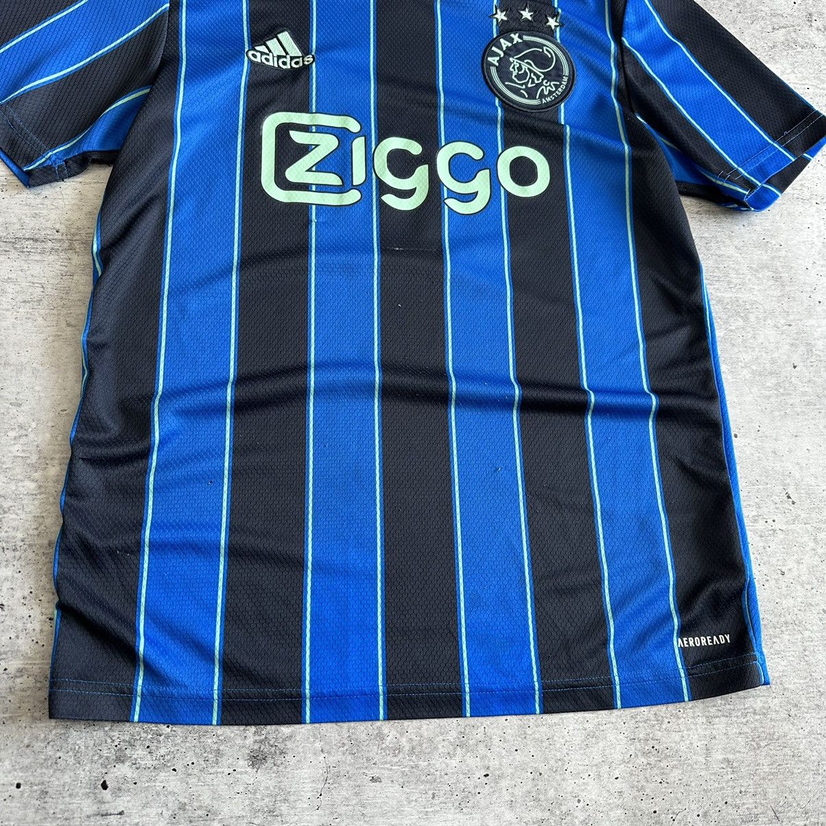 Adidas Adidas Ajax Amsterdam 2021-22 Away Shirt Jersey Size S Size US S / EU 44-46 / 1 - 4 Thumbnail
