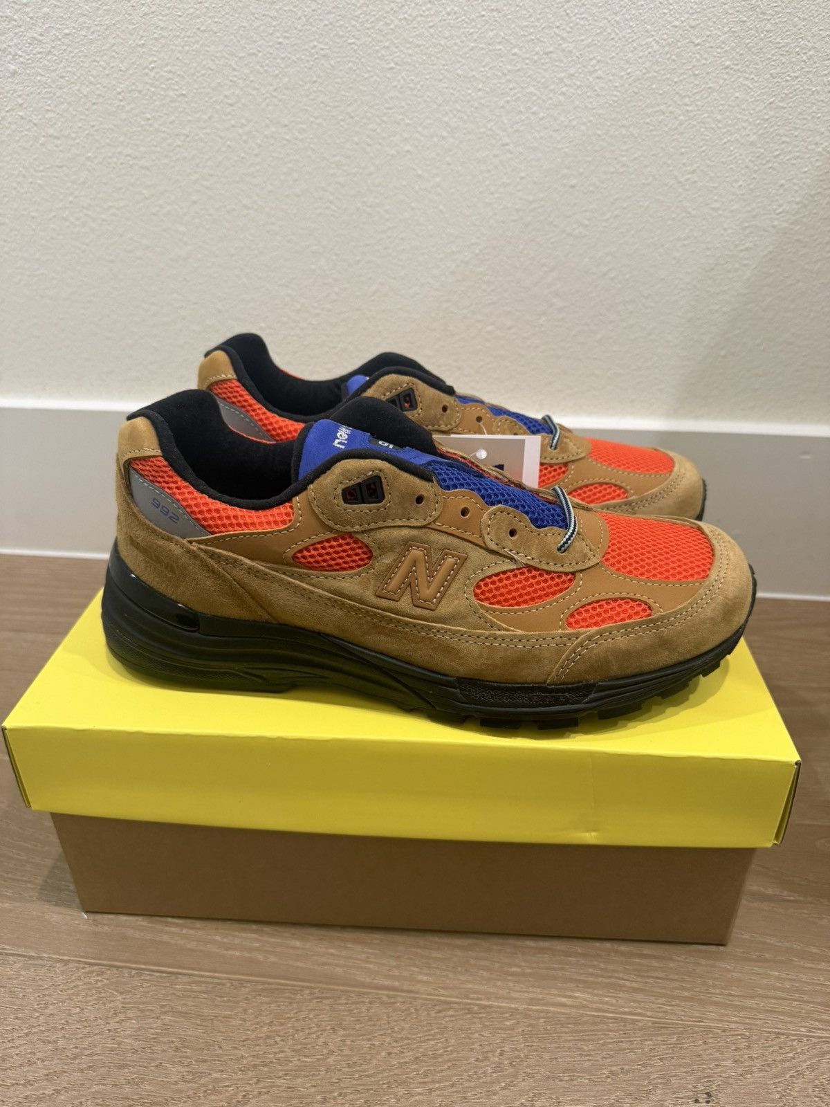 Action Bronson × New Balance BAKLAVA New Balance Action Bronson 992 "Tiger Eye" Sz 8.5 Size US 8.5 / EU 41-42 - 5 Thumbnail