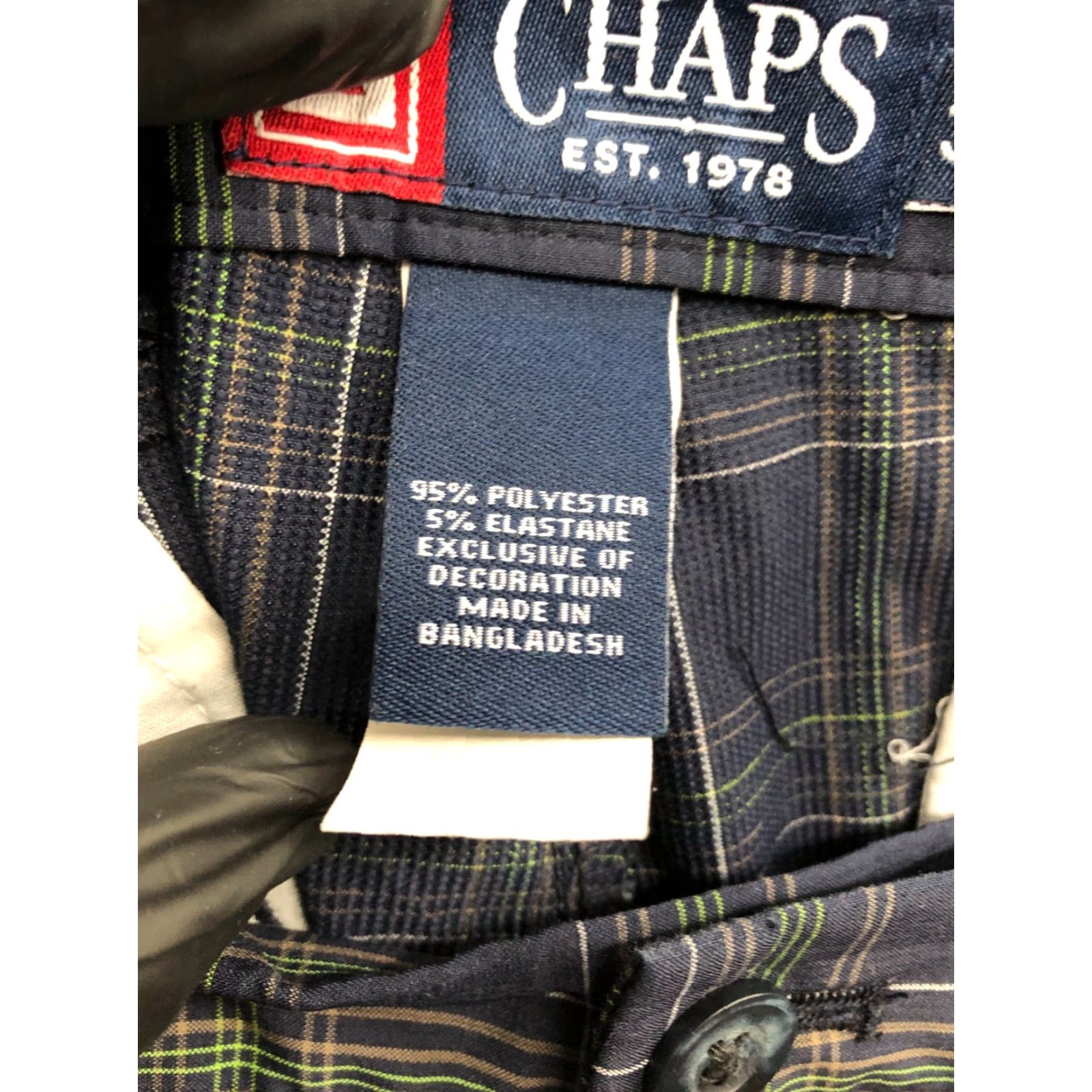 Chaps Chaps Plaid Shorts Mens Size 38 Mid Rise Dark Wash Blue Bermuda Casual 5-Pocket Denim Cotton Blend Belt Loops Regular Front Flat Fit Blue Size US 38 / EU 54 - 7 Thumbnail