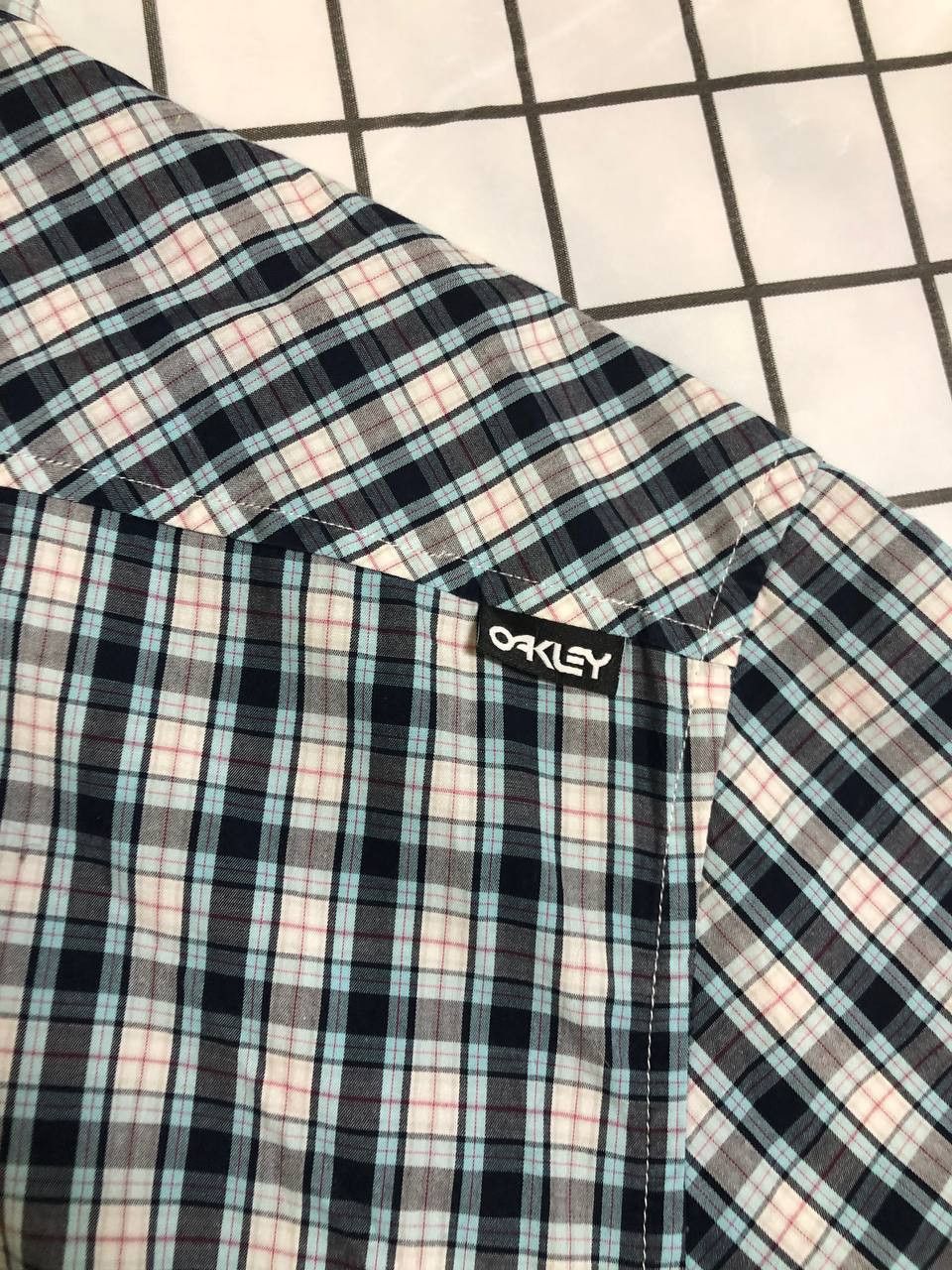 Oakley Vintage 00s Oakley Plaid Short Sleeve Button Down Shirt Size US XXL / EU 58 / 5 - 11 Thumbnail