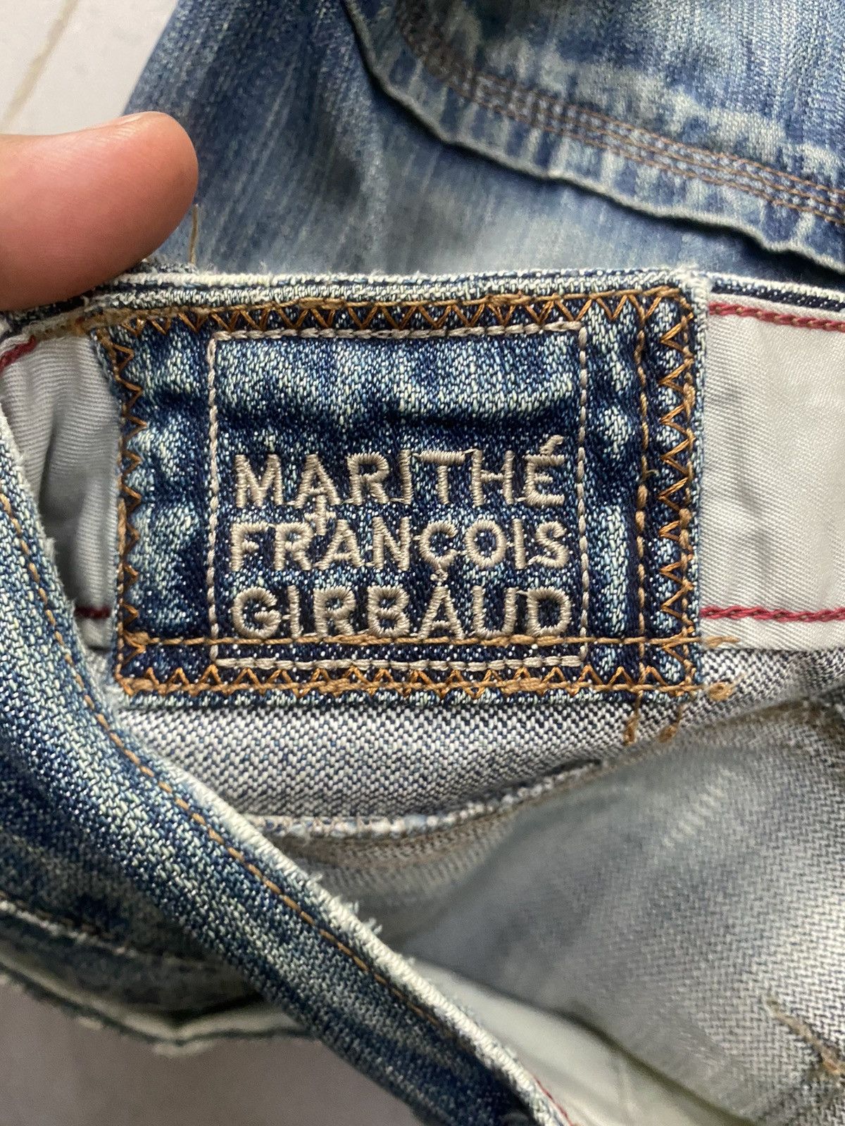 Marithe + Francois Girbaud MARITHE FRANCOIS GIRBAUD LOW RISE FLARE DISTRESS STYLE Size US 32 / EU 48 - 7 Thumbnail