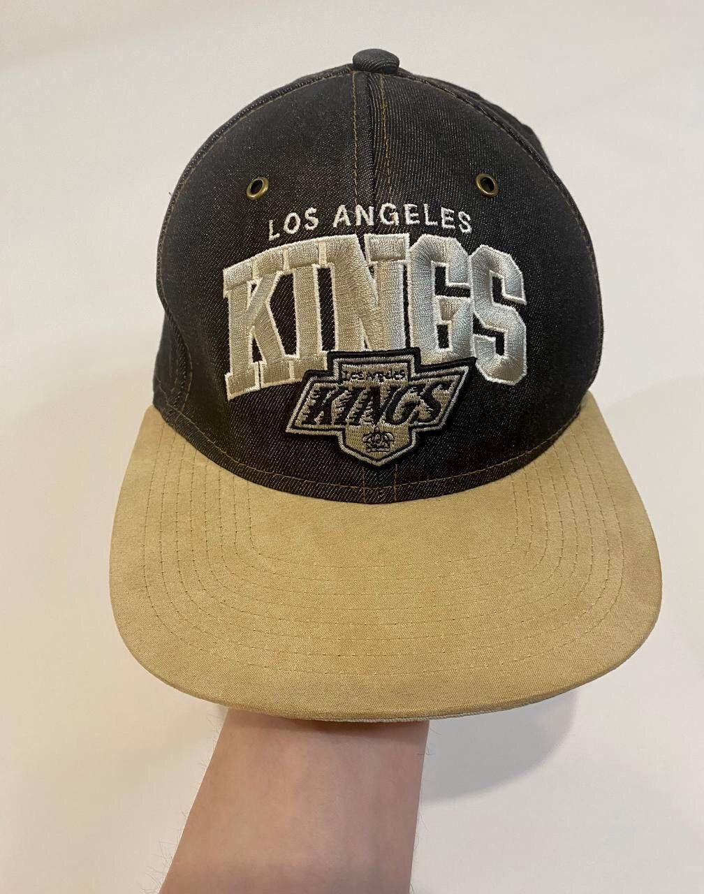 NHL Vintage NHL Los Angeles Kings Cap Mitchell Ness Snapback Size ONE SIZE - 1 Thumbnail