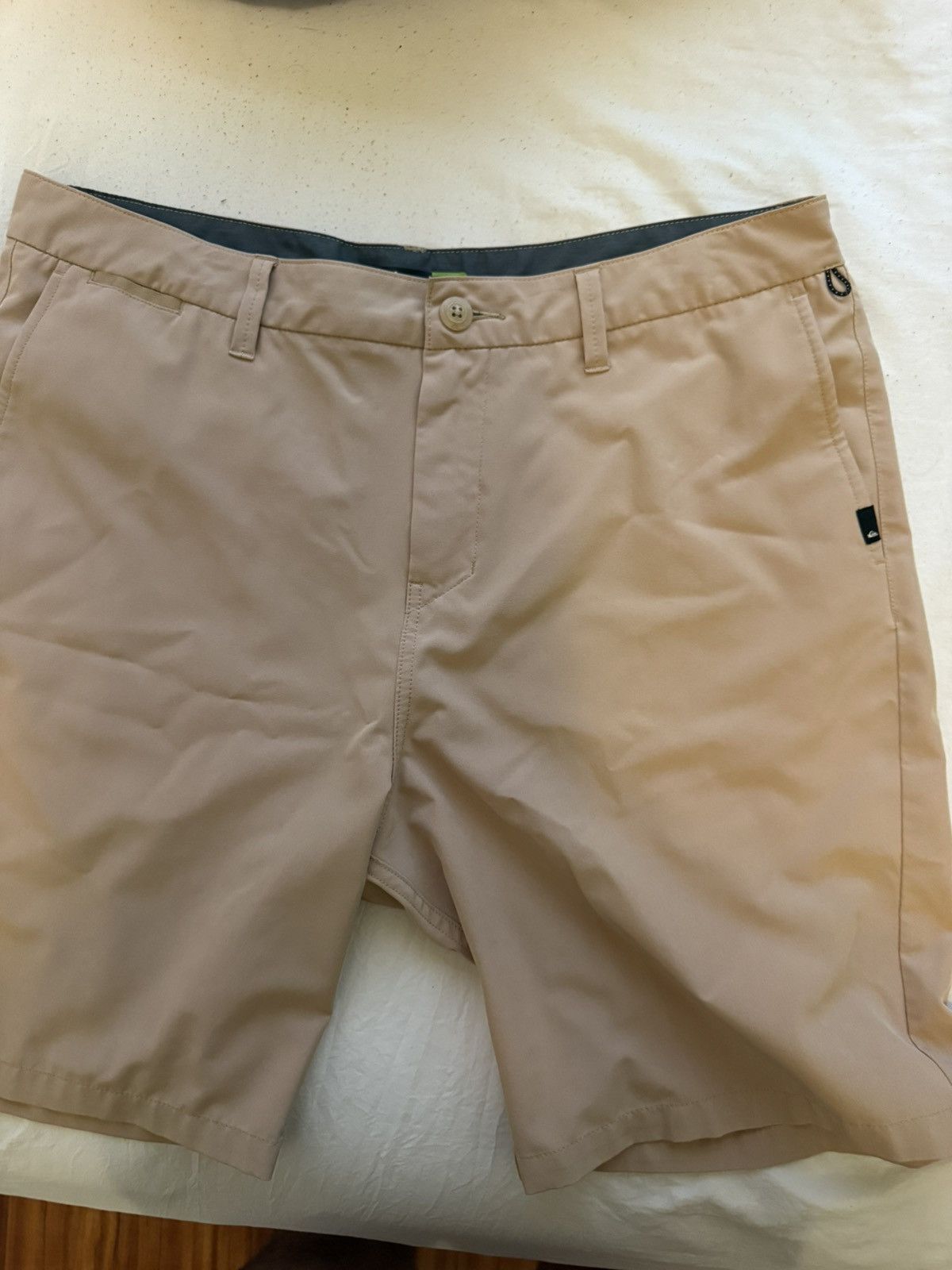 Quicksilver Quicksilver beige quick dry shorts size 36 Size US 36 / EU 52 - 1 Thumbnail