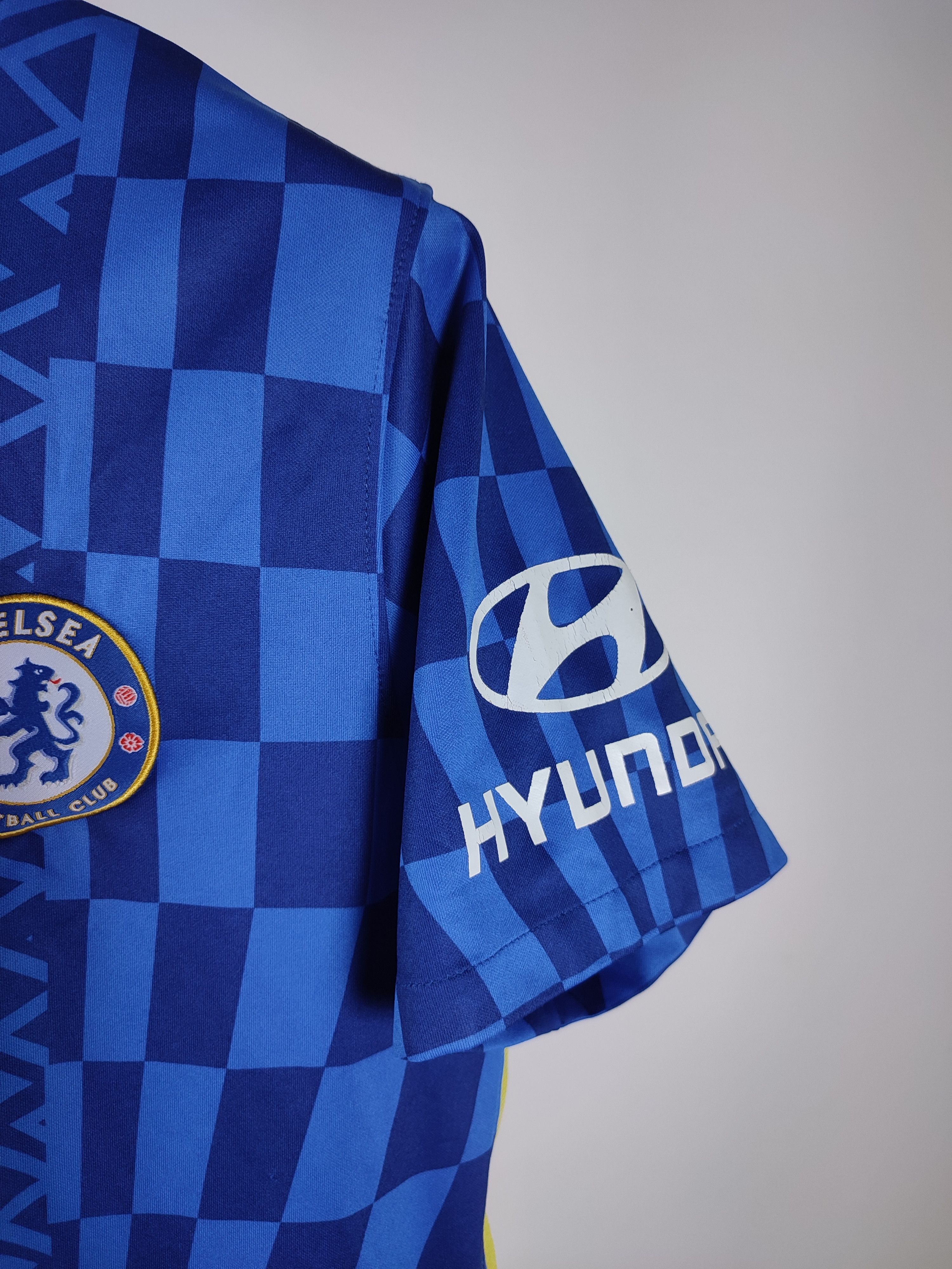 Chelsea Soccer Home Shirt Chelsea Soccer Jersey Size US L / EU 52-54 / 3 - 4 Thumbnail