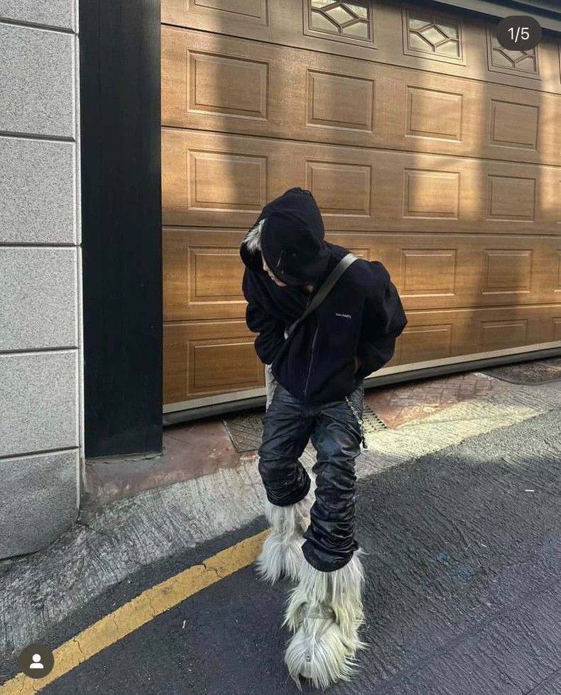 Vetements Vetements 19SS Gimp Mask Show Model Fleece Jacket Size US S / EU 44-46 / 1 - 9 Thumbnail