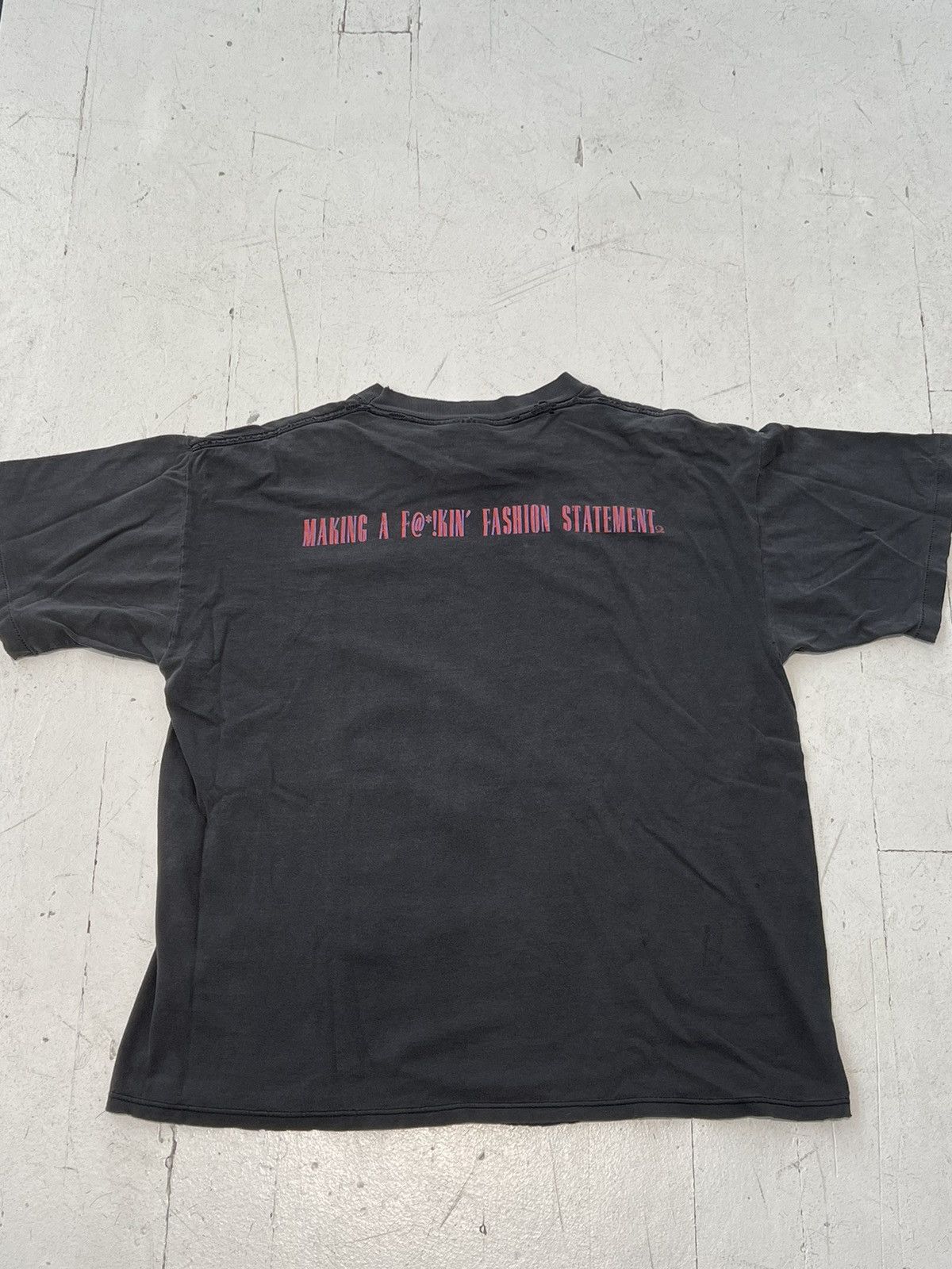 Vintage 1990’s Guns N’ Roses Tour Tee Size US XL / EU 56 / 4 - 2 Thumbnail
