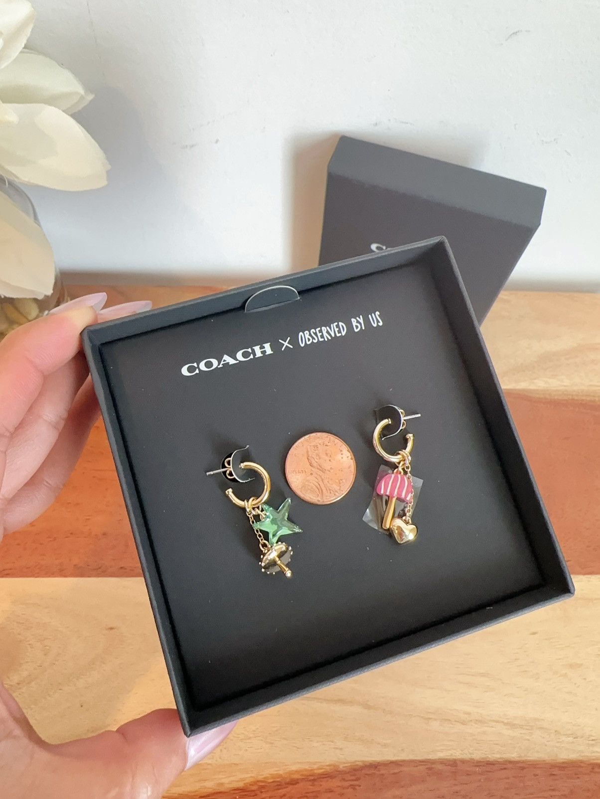 Coach NWT Coach Mismatch Star And Mushroom Huggie Earrings Size ONE SIZE - 5 Thumbnail
