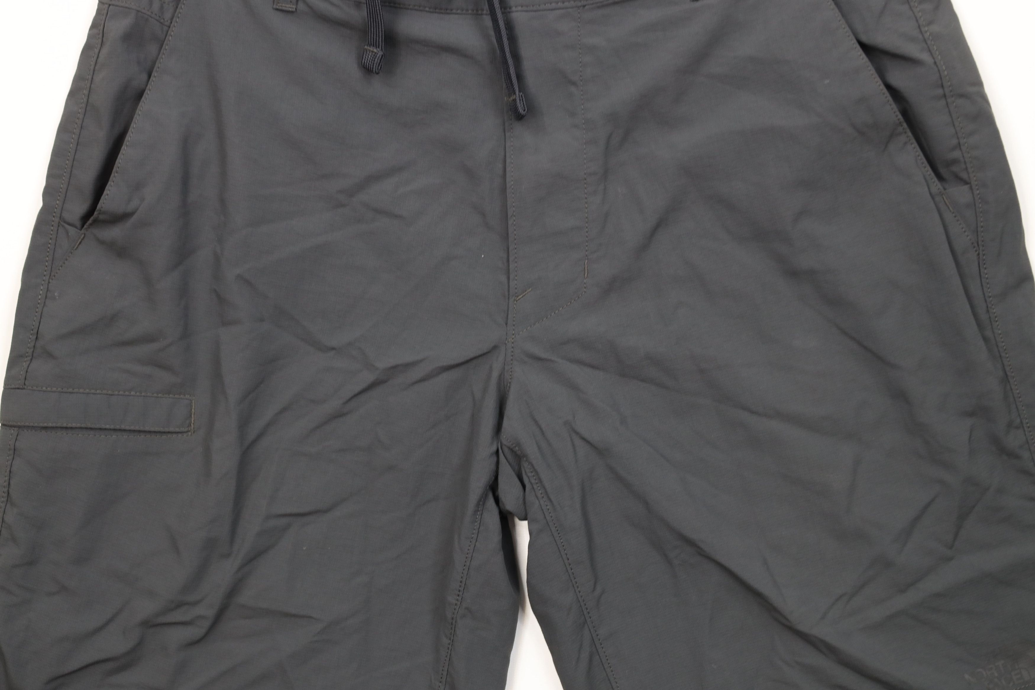 The North Face The North Face Spell Out Outdoor Hiking Trekking Shorts Gray Size US 32 / EU 48 - 3 Thumbnail