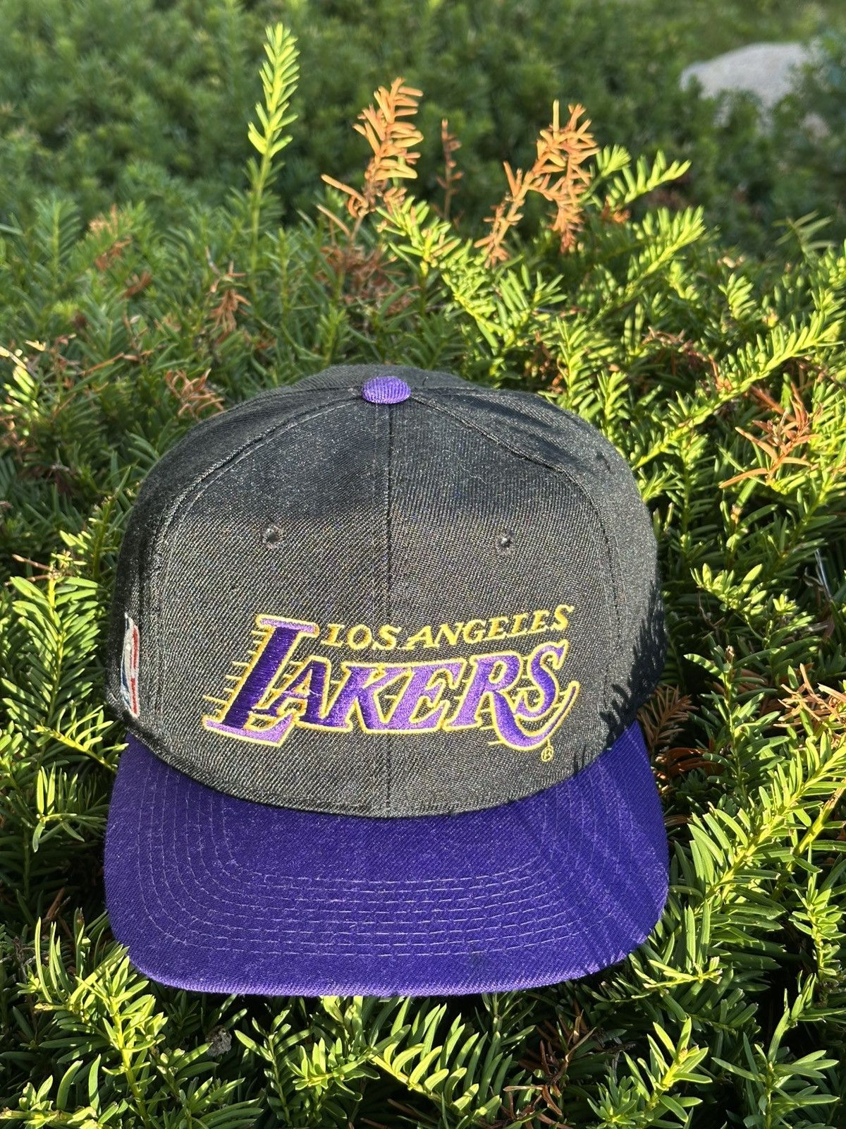 Sports Specialties 90s Los angeles lakers SCRIPT by sports specialties NBA Size ONE SIZE - 2 Thumbnail