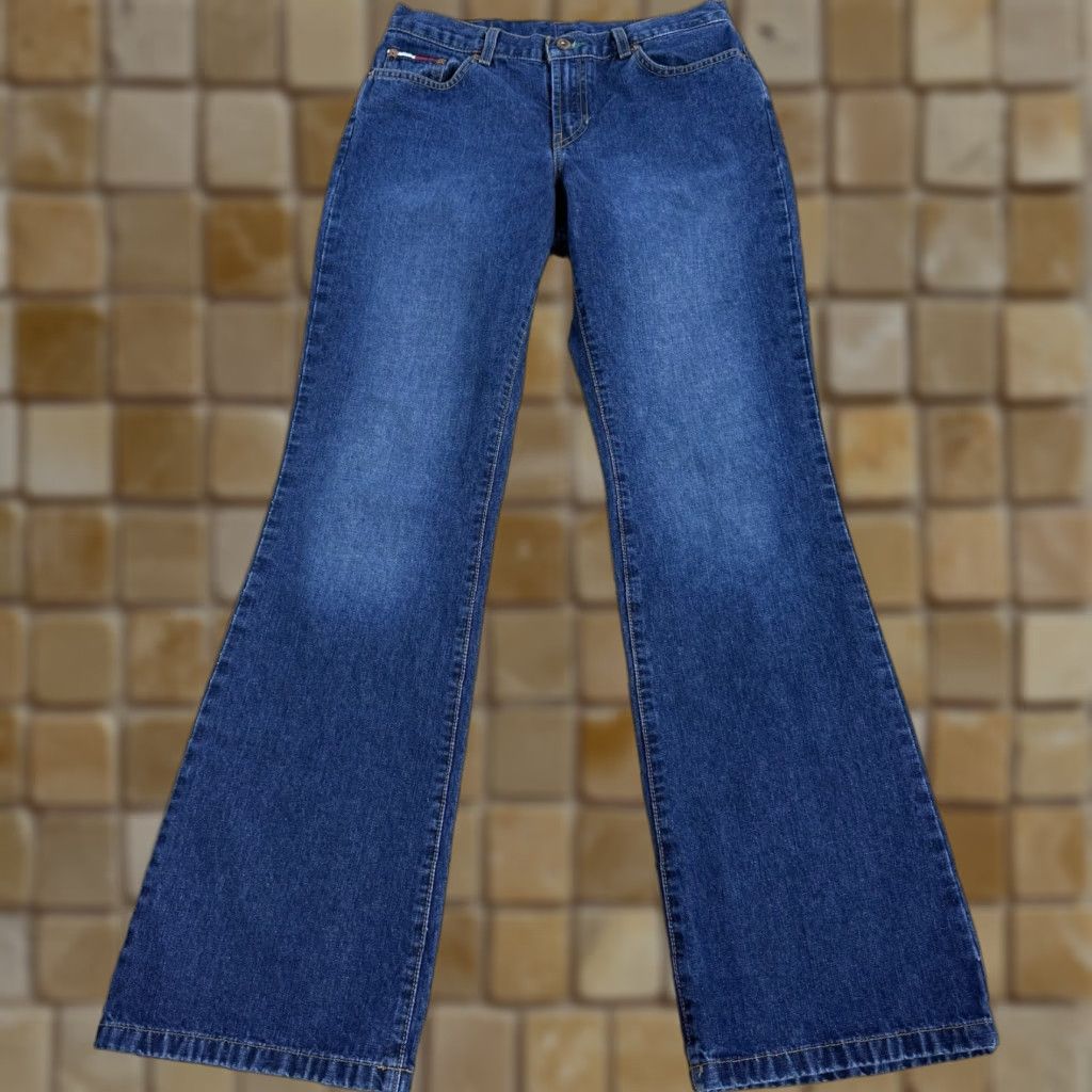 Tommy Hilfiger VTG Tommy Hilfiger Jeans Womens Juniors Size 11 Denim Flare Dark Wash 32.5 Inseam Flared Jeans Womens Size 32" / US 10 / IT 46 - 1 Thumbnail