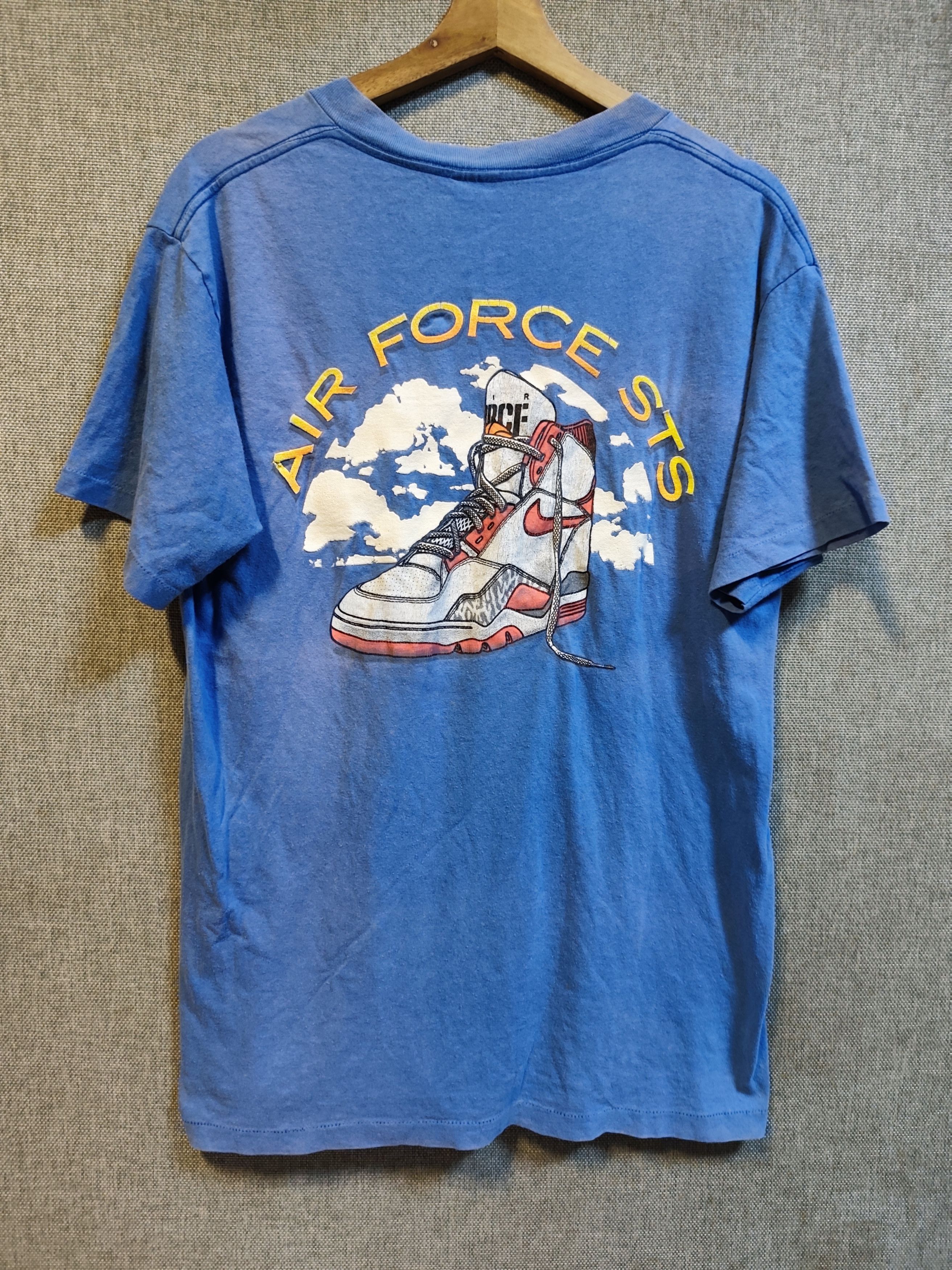 Nike vintage 90s t shirt nike air force sts distressed Size US M / EU 48-50 / 2 - 1 Thumbnail