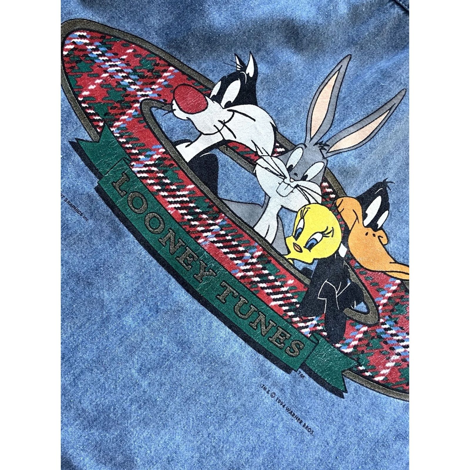 Vintage VINTAGE Warner Bros. Looney Tunes Denim Button-Up Shirt XL Men Blue Embroidered 90s Cartoons Shirts Size US XL / EU 56 / 4 - 2 Thumbnail