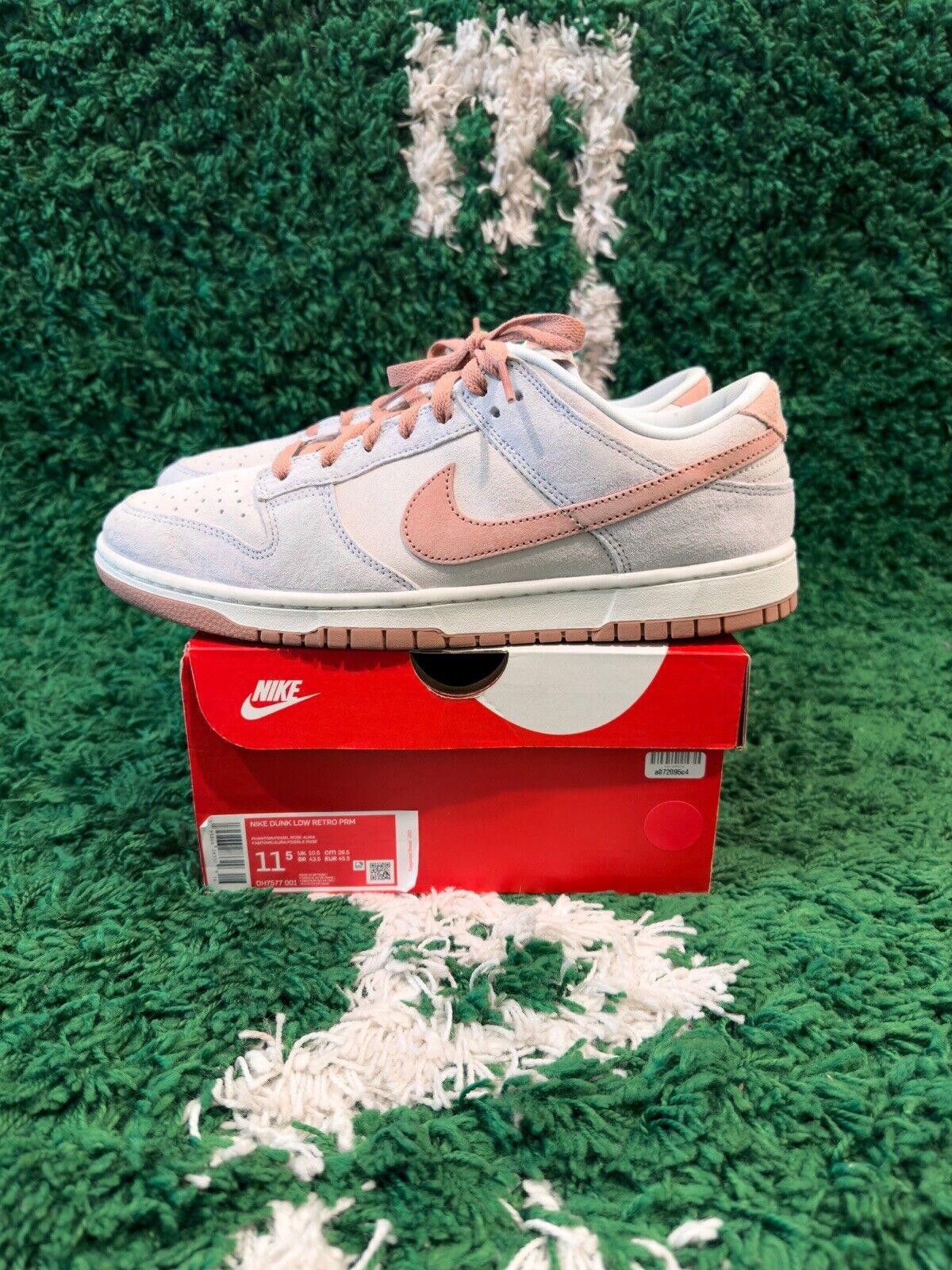 Fossil Rose Pink Nike Sb Dunk Low Rose Blazer Pink Sb Dunk Outfits - Main Image