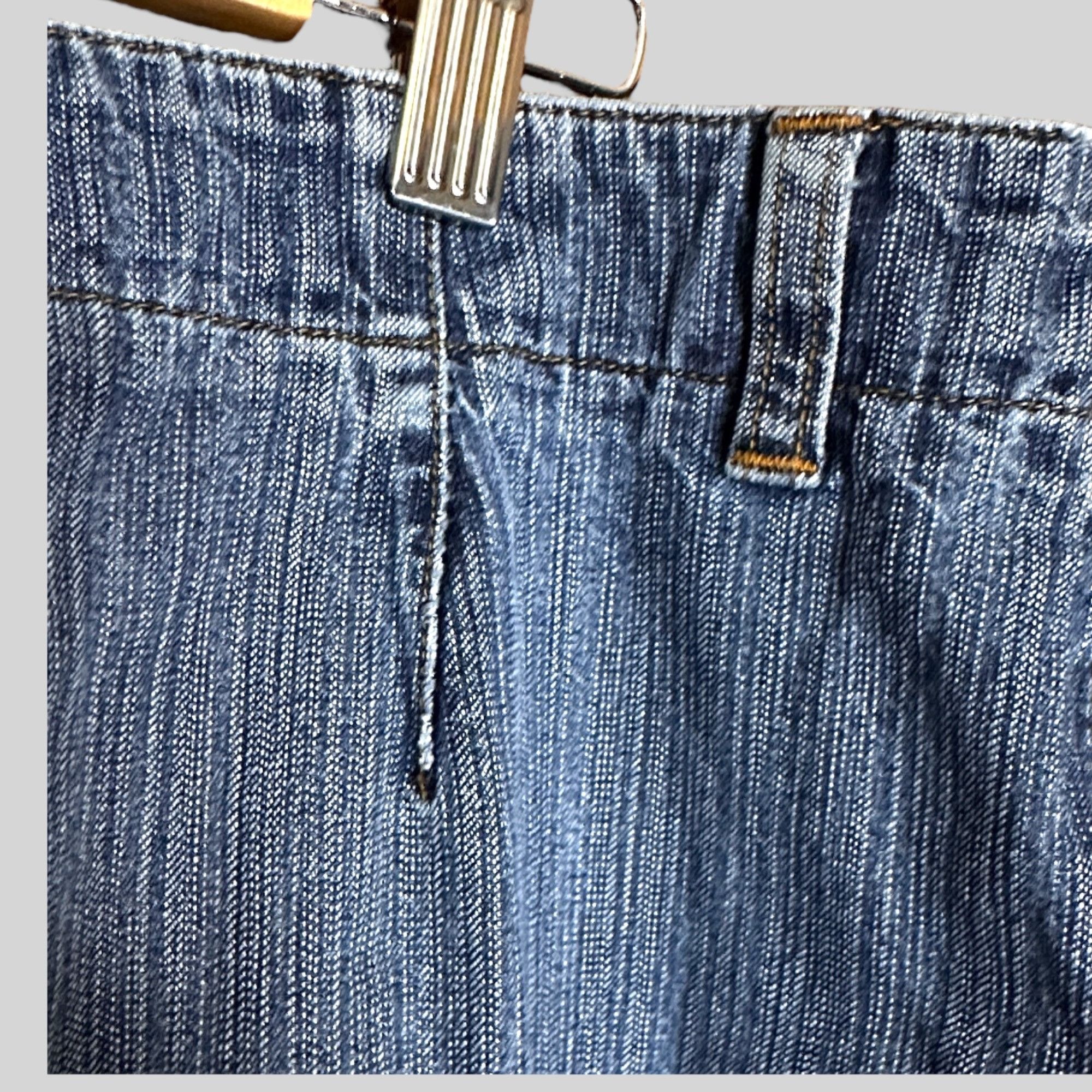 Jones New York Jones Sport Womens Denim Chambray Capris VGUC Summer Casual Size 35" - 7 Thumbnail
