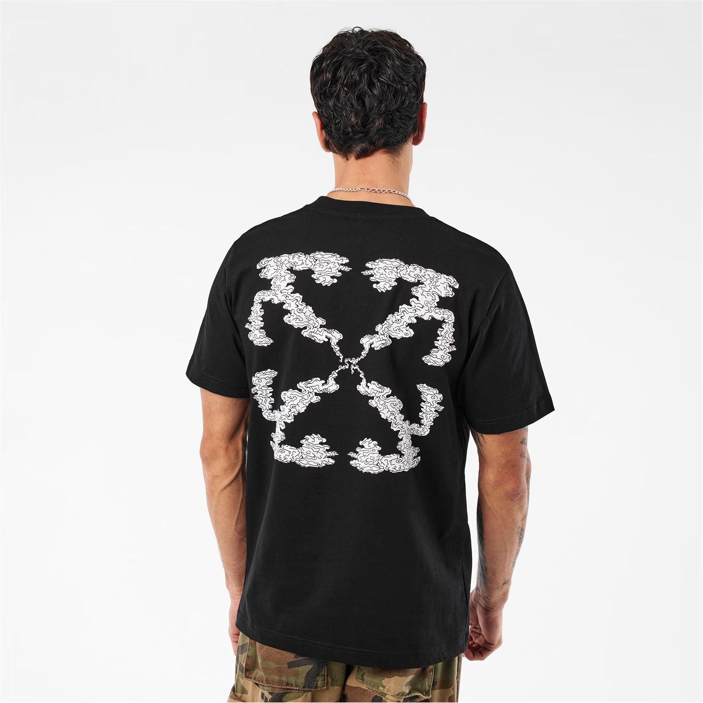 Off-White o1g2r1mq0226 Cloud Arrow T-Shirt In Black Size US L / EU 52-54 / 3 - 4 Thumbnail