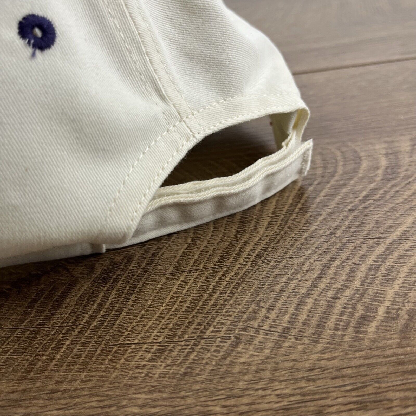 Other Knobbe Livestock Sales Hat HK White Cap Hat Adjustable Hat W Size ONE SIZE - 9 Thumbnail