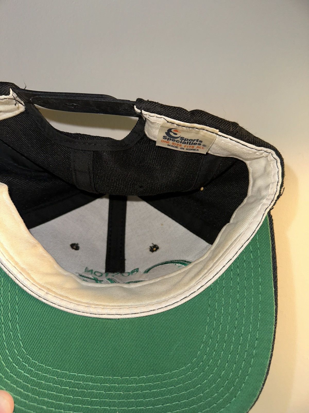 Sports Specialties × Vintage Vintage Sports Specialties Boston Celtics Script Snapback Size ONE SIZE - 4 Thumbnail