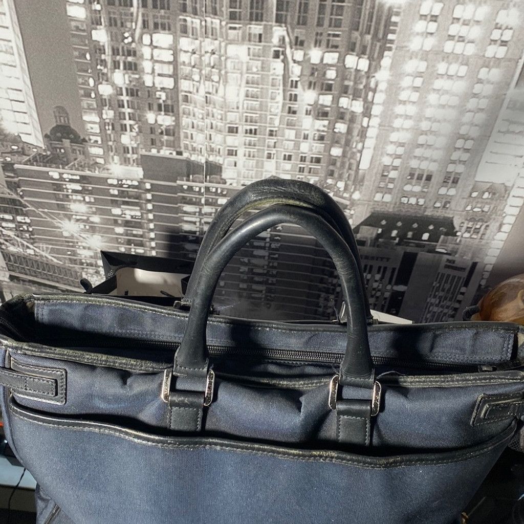 Burberry Authentic Burberry Tote Bag Size ONE SIZE - 5 Thumbnail
