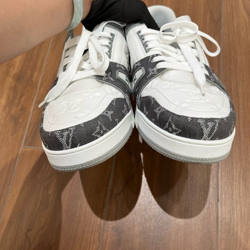 Louis Vuitton Louis Vuitton Low-Top Trainer Sneakers in Gray -2508 Size US 14 / EU 47 - 4 Thumbnail