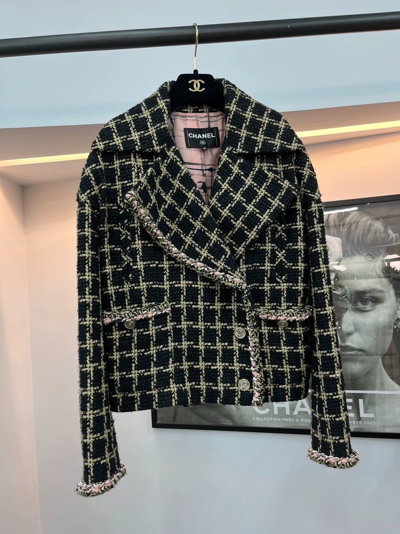 Chanel Chanel 21SS Tweed Jacket Size 38 Size US M / EU 48-50 / 2 - 1 Thumbnail
