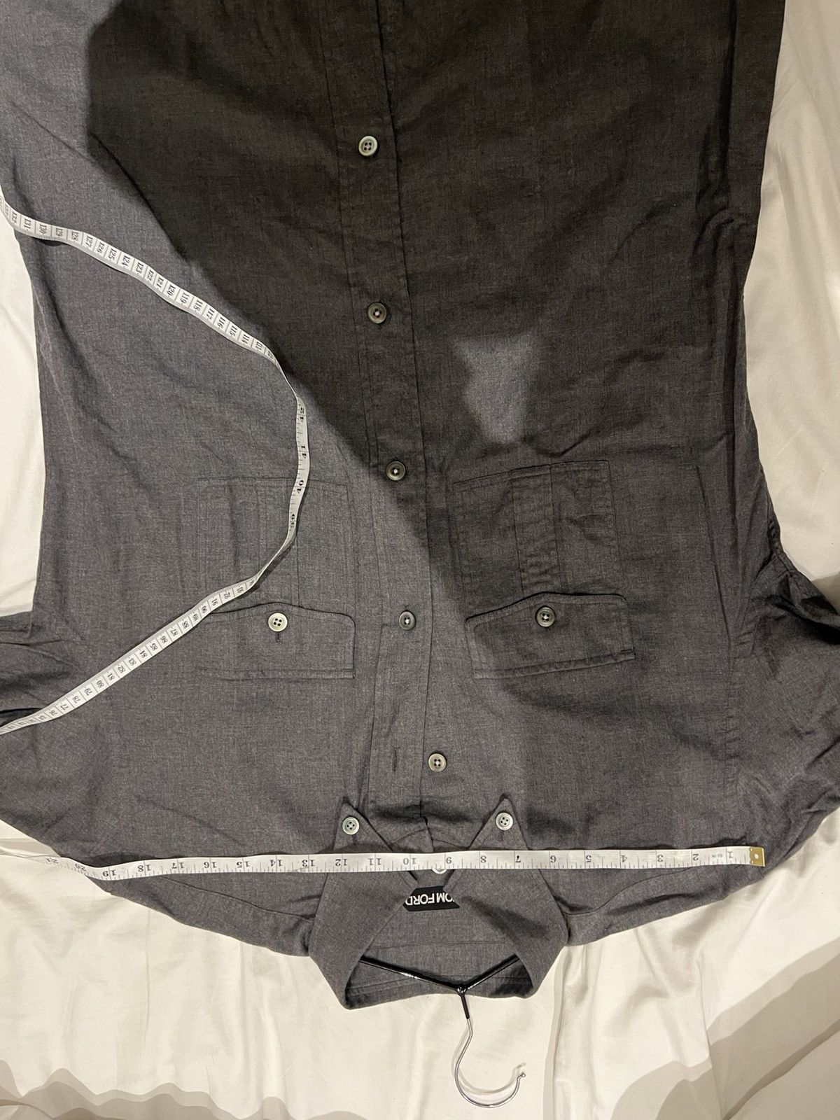 Tom Ford TOM FORD Grey Dress Shirt Size 15.3/4 44 Long Sleeves Size US M / EU 48-50 / 2 - 20 Thumbnail