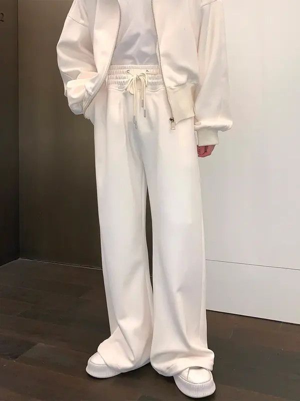 VIBE White Stacked Pleated Sweatpants Size US 32 / EU 48 - 1 Thumbnail