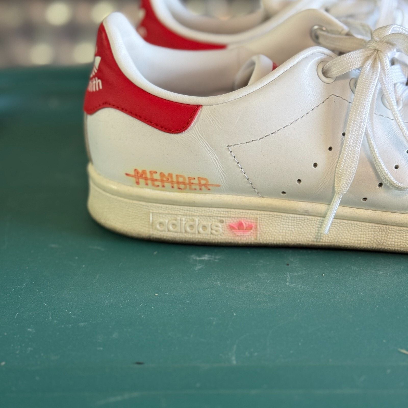 Adidas Adidas Stan Smith White Red Athletic Casual Shoes Size 9.5 Size US 9.5 / EU 42-43 - 4 Thumbnail