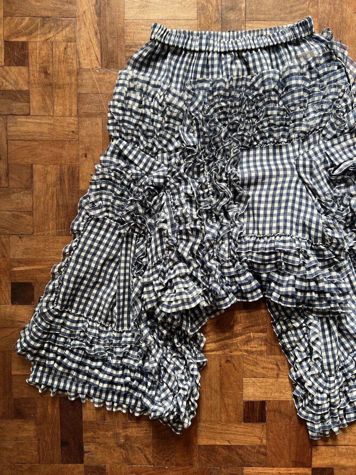 Comme des Garcons Comme des Garcons Spring 2008 ruffle shorts Size 26" / US 2 / IT 38 - 8 Thumbnail