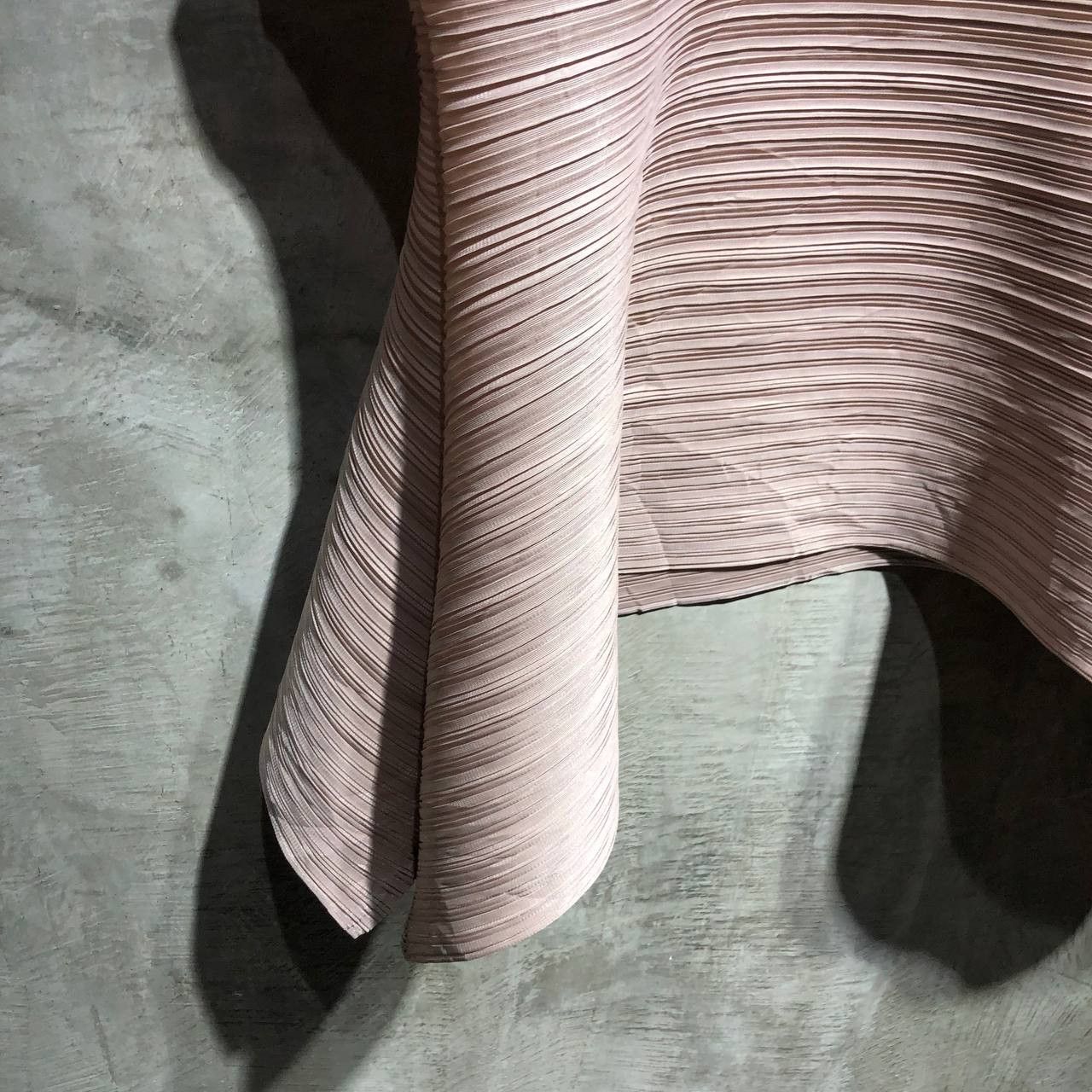 Pleats Please Issey Miyake Issey Miyake Pleats Please Asymmetrical pleated Tee Size M / US 6-8 / IT 42-44 - 5 Thumbnail