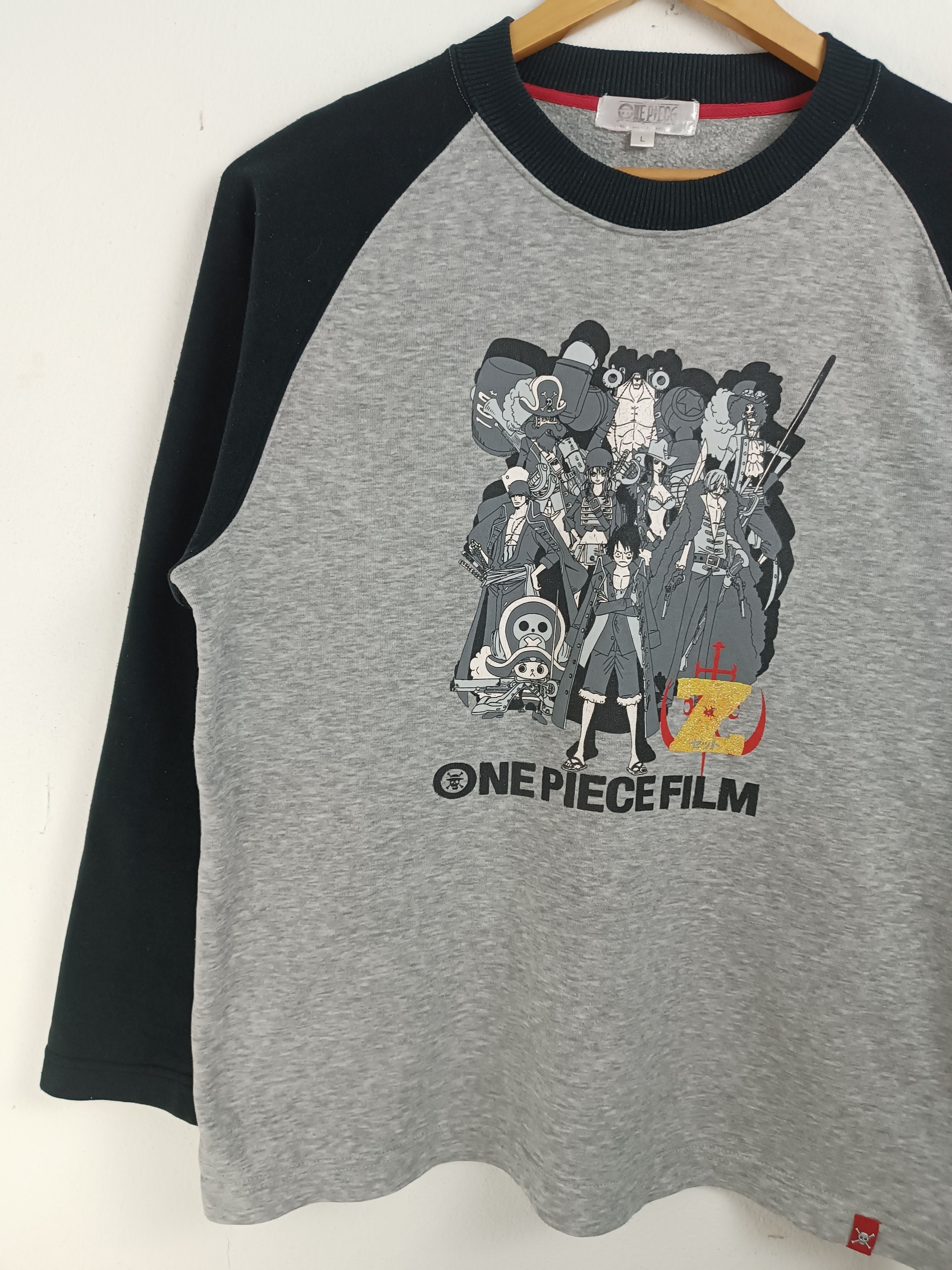 Anime VINTAGE ONE PIECE FILM Z LINEUP SWEATSHIRT VERY RARE ANIME Size US L / EU 52-54 / 3 - 5 Thumbnail