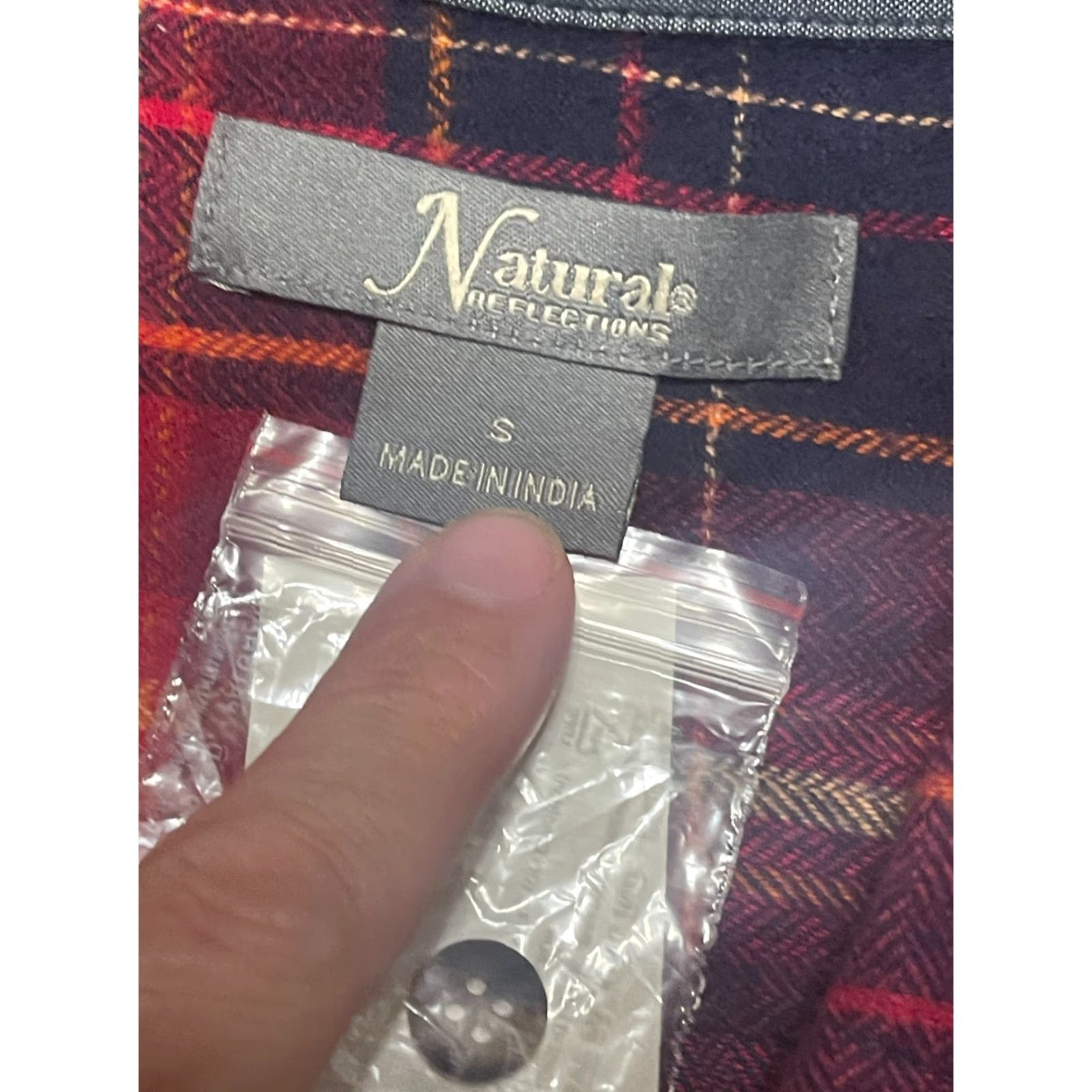 Vintage VINTAGE? No. Naturals Reflections Shirt, Women's Size Small, Red Blue, Plaid, Button Up Size S / US 4 / IT 40 - 5 Thumbnail