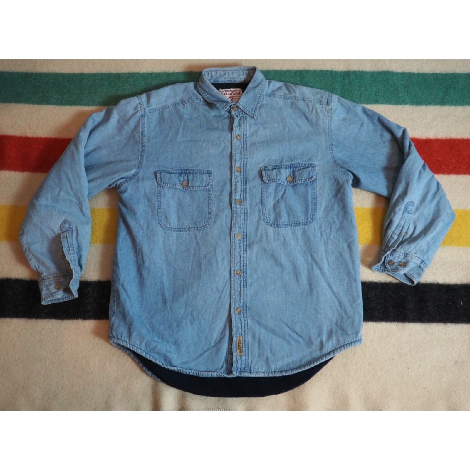 Wrangler VINTAGE Wrangler Denim Shirt Mens M blue 1980s Casual Button-Front Long Sleeve faded) Size US M / EU 48-50 / 2 - 2 Thumbnail