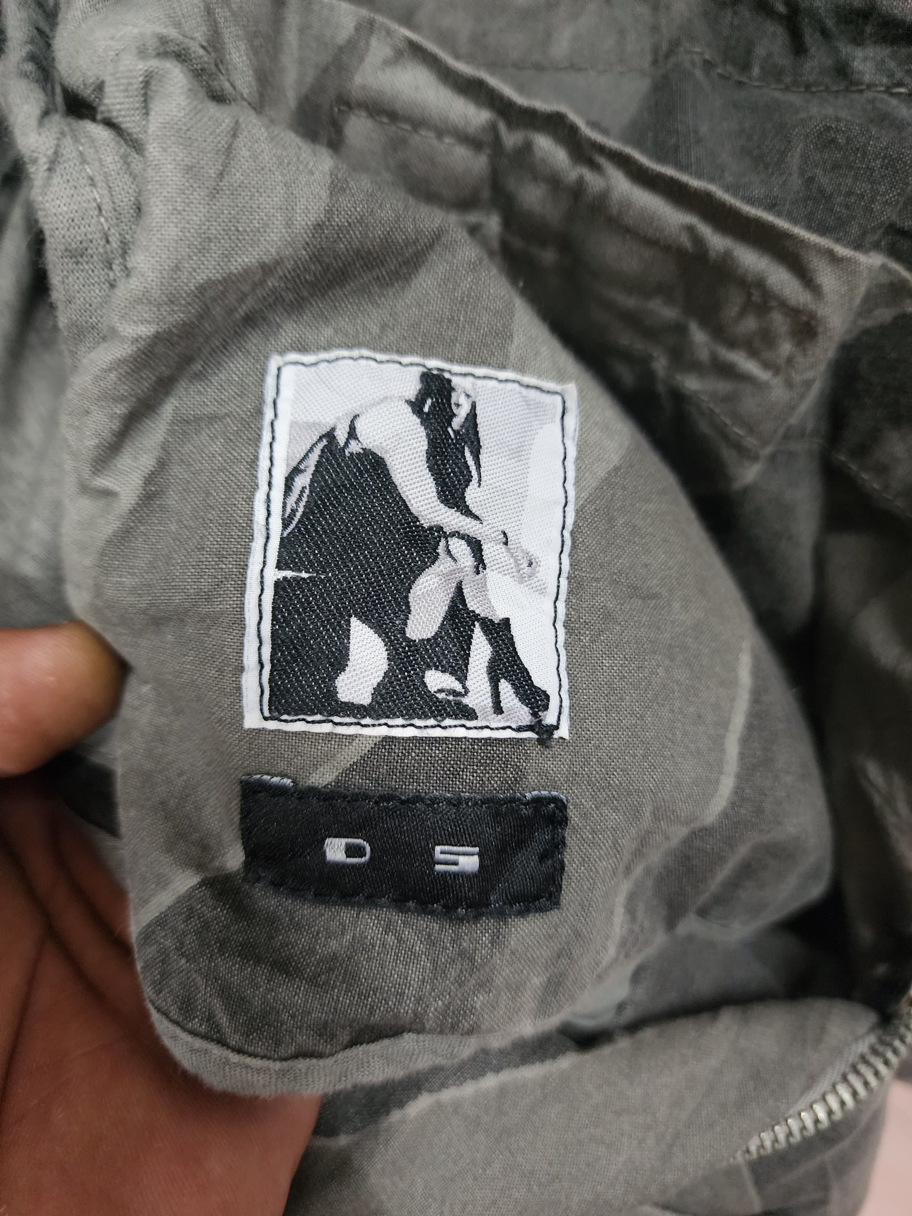Rick Owens Drkshdw SS13 Rick Owens DRKSHDW Camo Fishtail Parka Size US S / EU 44-46 / 1 - 5 Thumbnail