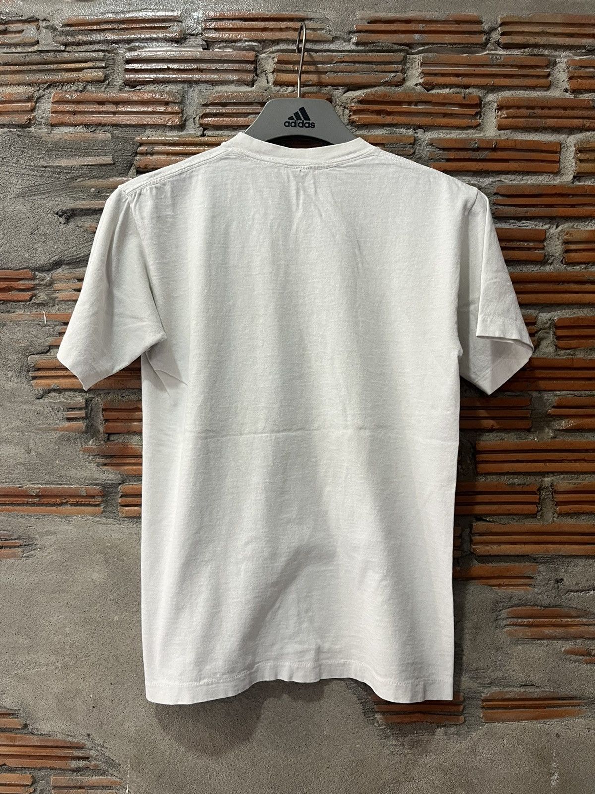 Arts & Science Vintage Breckenridge 1990’s on white Artwork Tshirt Size US S / EU 44-46 / 1 - 8 Thumbnail