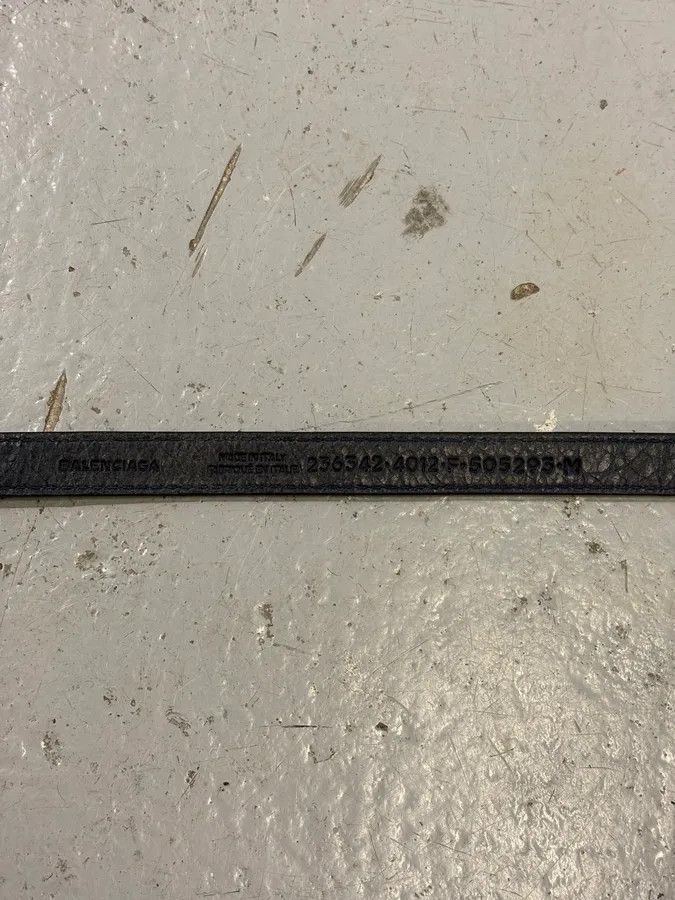 Balenciaga 2010s Balenciaga Navy Leather Studded Arena Bracelet Size ONE SIZE - 8 Thumbnail