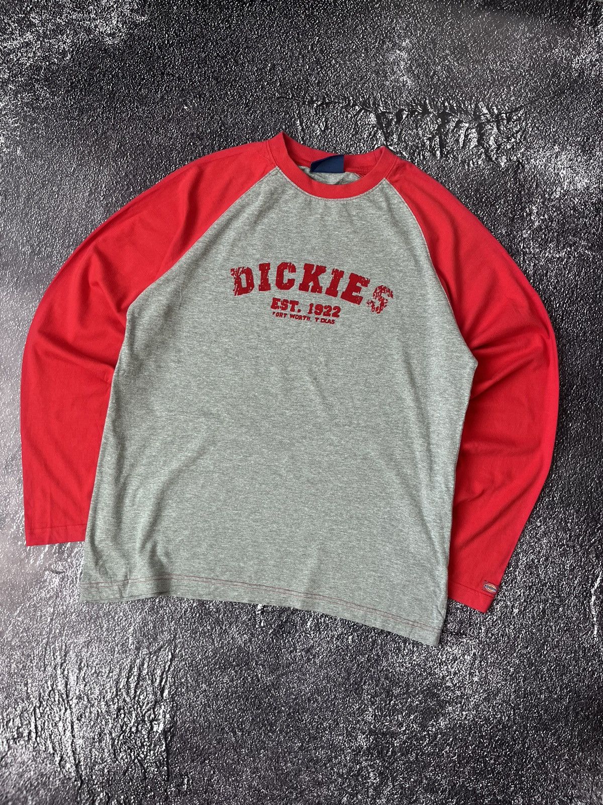 Dickies Vintage Y2K Dickies Big Logo Red/Gray Long Sleeve Tee Size US L / EU 52-54 / 3 - 2 Thumbnail