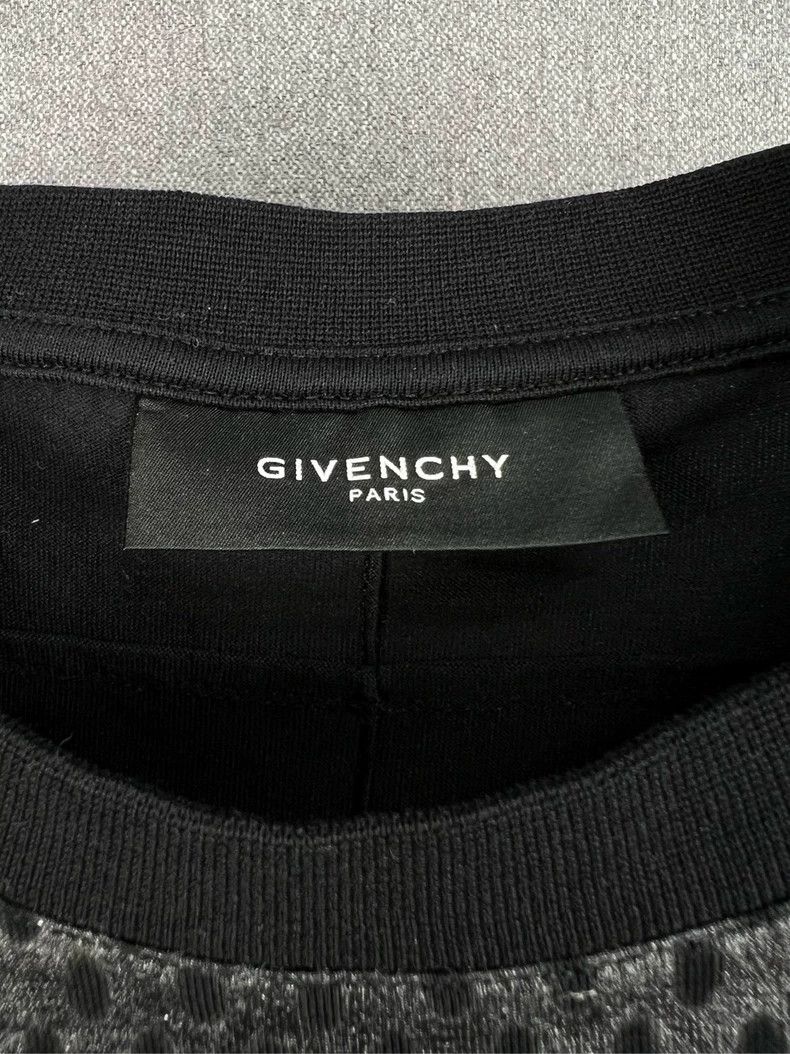 Givenchy Givenchy Portrait Short Sleeve Size US M / EU 48-50 / 2 - 3 Thumbnail