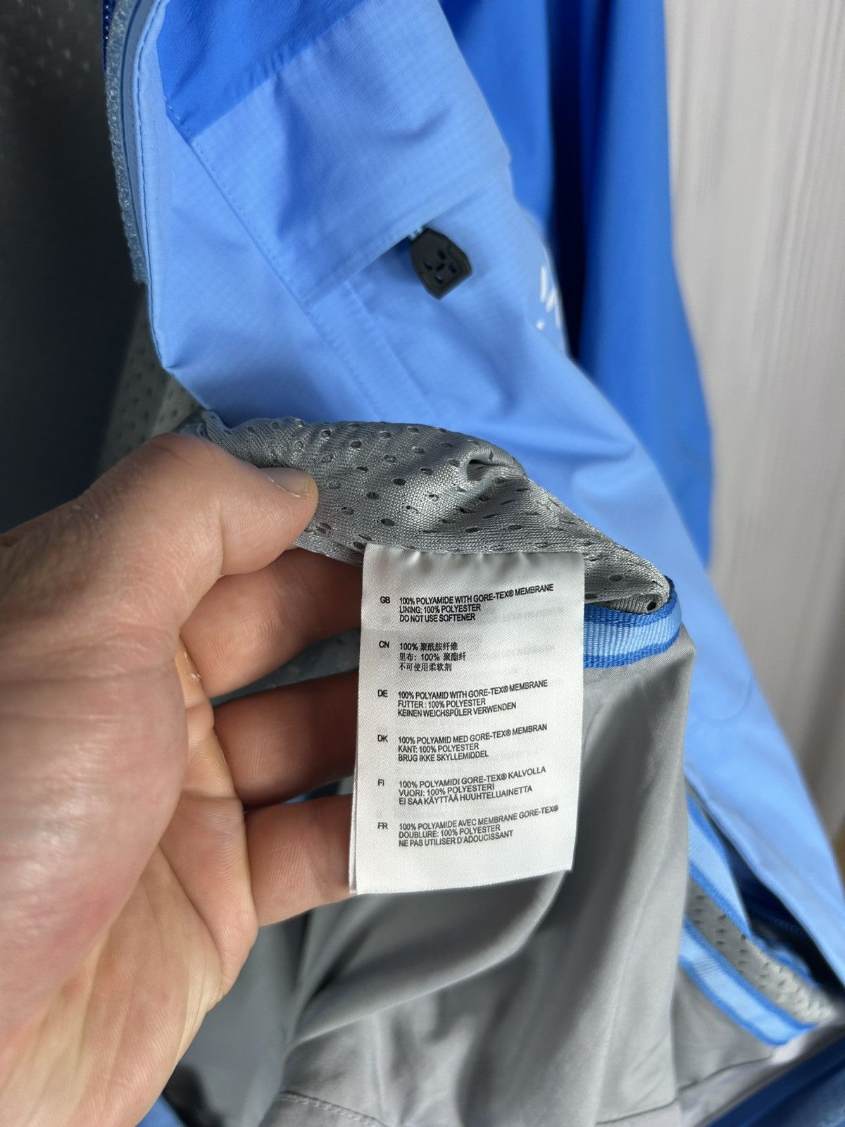 Haglofs Haglofs Gore-Tex Astral Orion Helio Women’s Jacket Size XL Size XL / US 12-14 / IT 48-50 - 11 Thumbnail