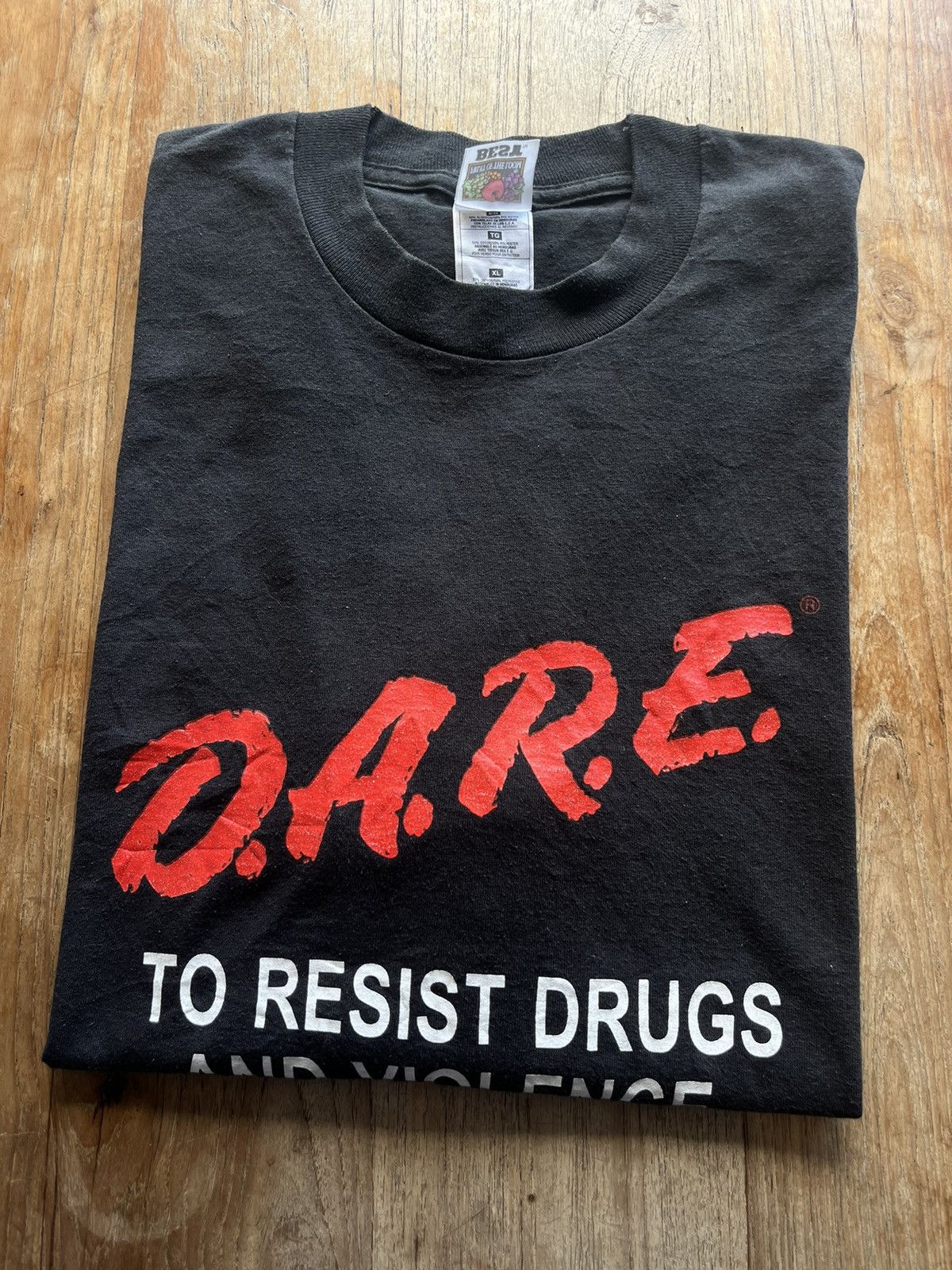 D.A.R.E × Vintage Vintage D.A.R.E to resist drugs and violence 90’s Tshirt Size US XL / EU 56 / 4 - 1 Thumbnail