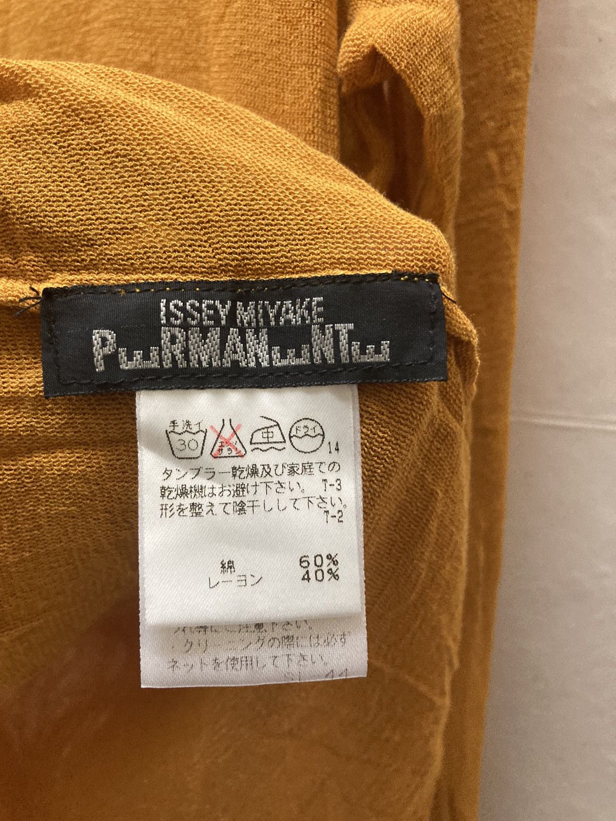 Designer × Issey Miyake × Japanese Brand ISSEY MIYAKE Permanente Brown Pleats High Neck Long Sleeve Size S / US 4 / IT 40 - 15 Thumbnail