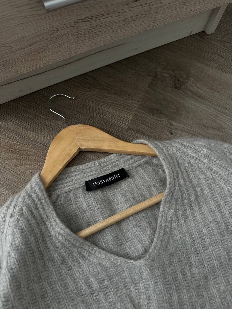 Iris von Arnim × Vintage Vintage Iris Von Arnim Cashmere Gray Knit Sweater Size M / US 6-8 / IT 42-44 - 5 Thumbnail