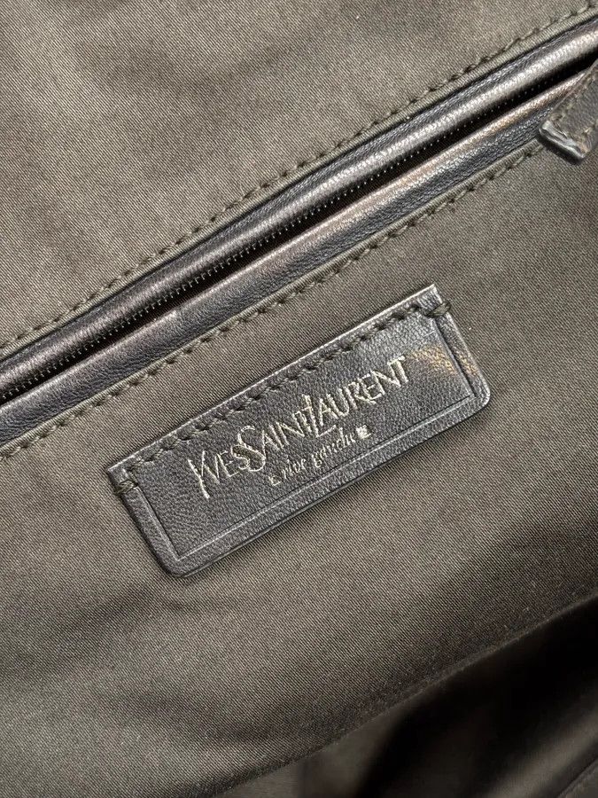 Yves Saint Laurent AW2009 Yves Saint Laurent Bordeaux Leather Handle Bag Size ONE SIZE - 18 Thumbnail