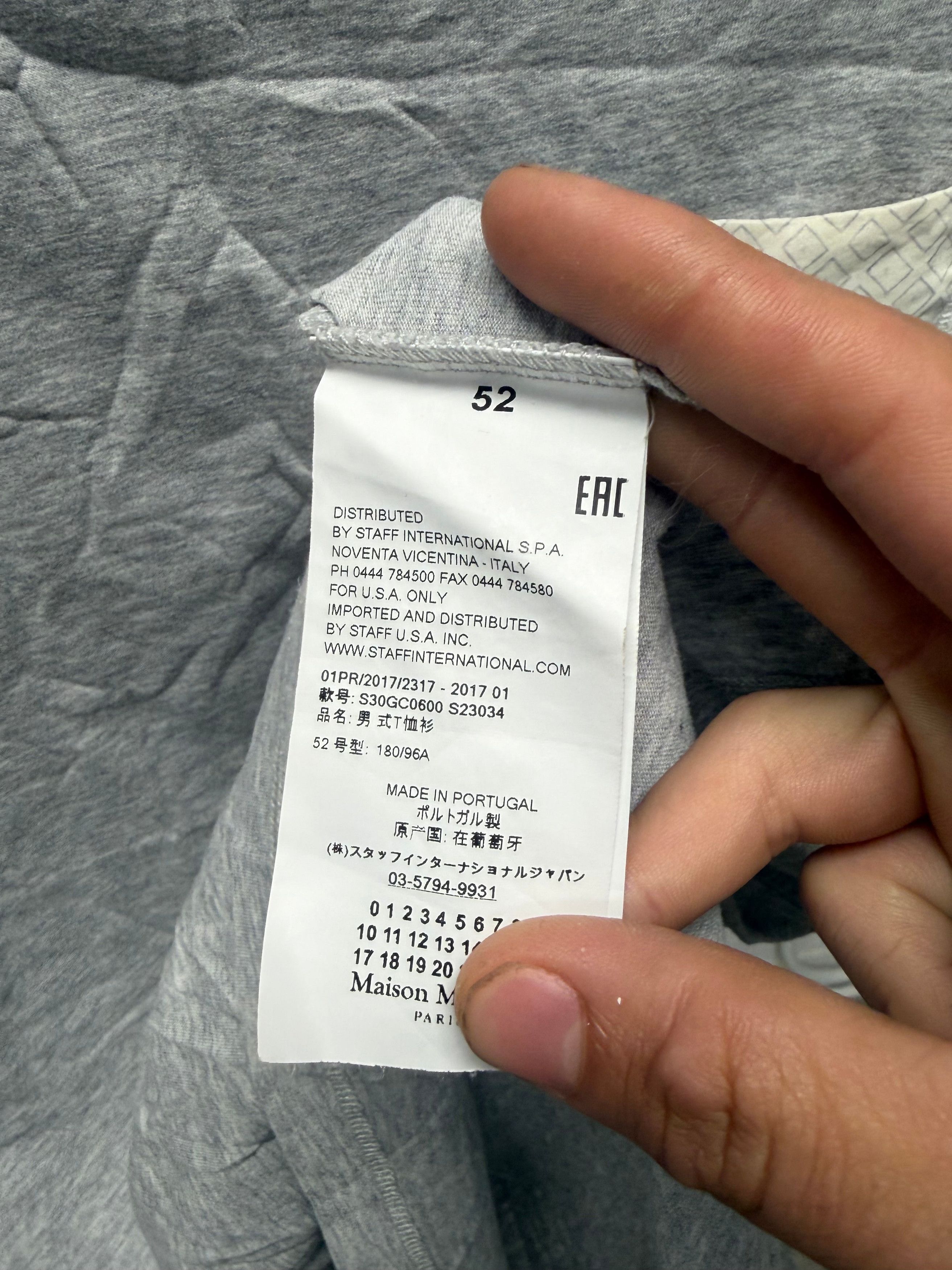Maison Margiela 2017 Maison Margiela ‘Diamond Print’ Pocket Grey Cotton T-Shirt Size US L / EU 52-54 / 3 - 5 Thumbnail