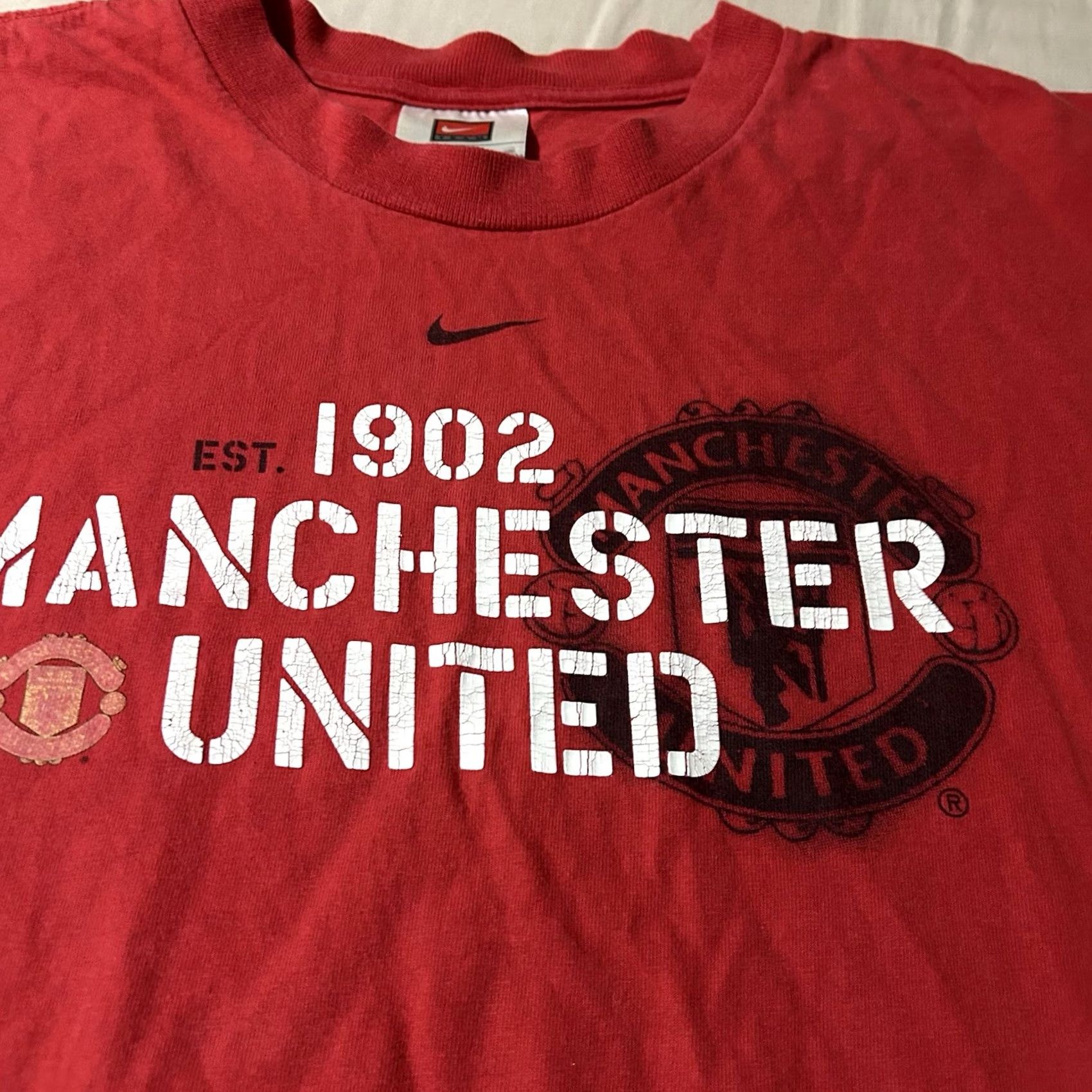 Nike VINTAGE Nike Center Swoosh Manchester United Soccer Shirt XL Men Red Size US XL / EU 56 / 4 - 2 Thumbnail