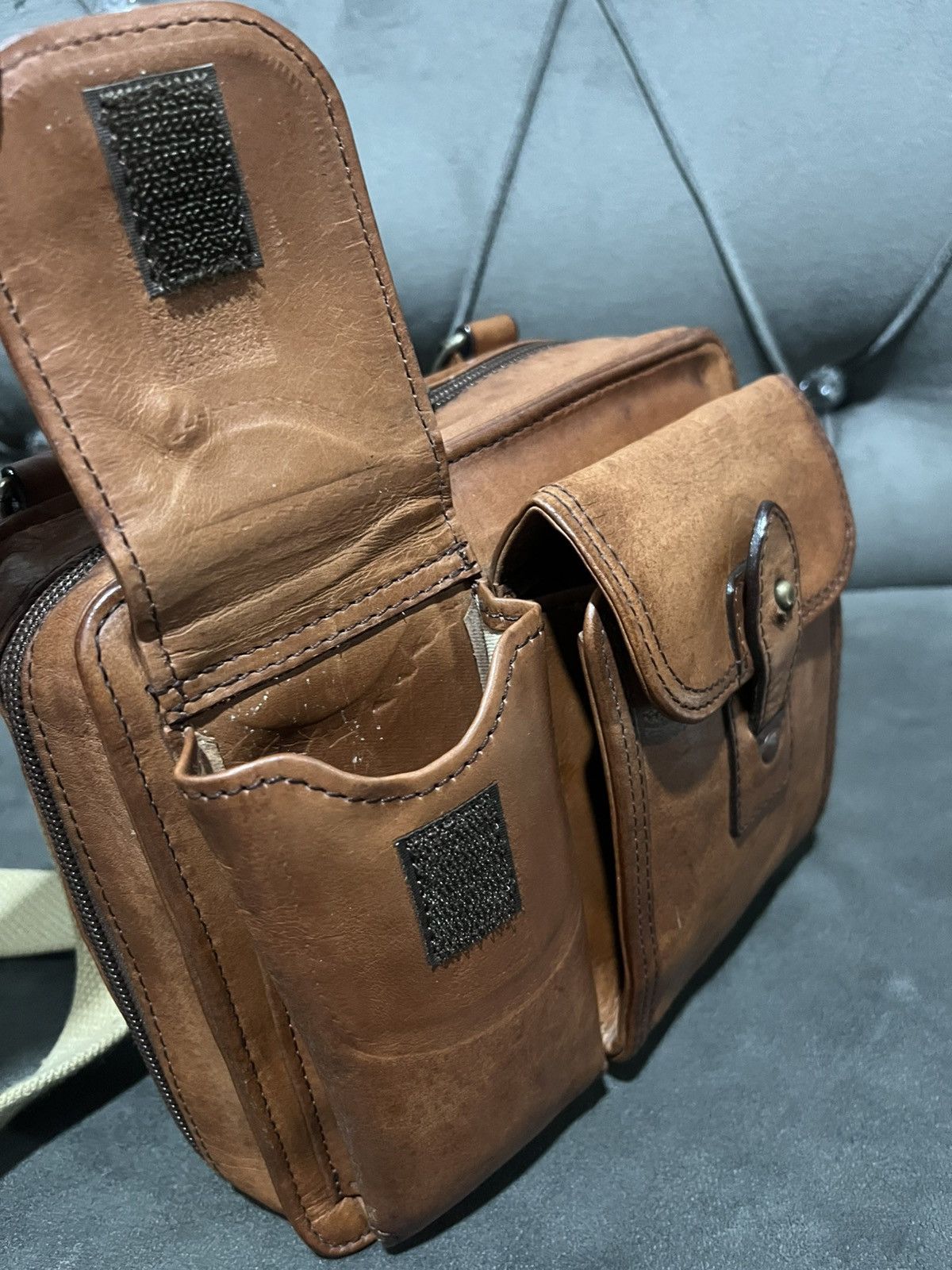 Leather Japanese Brand Silver Lake Club Leather Shoulder Bag Size ONE SIZE - 9 Thumbnail