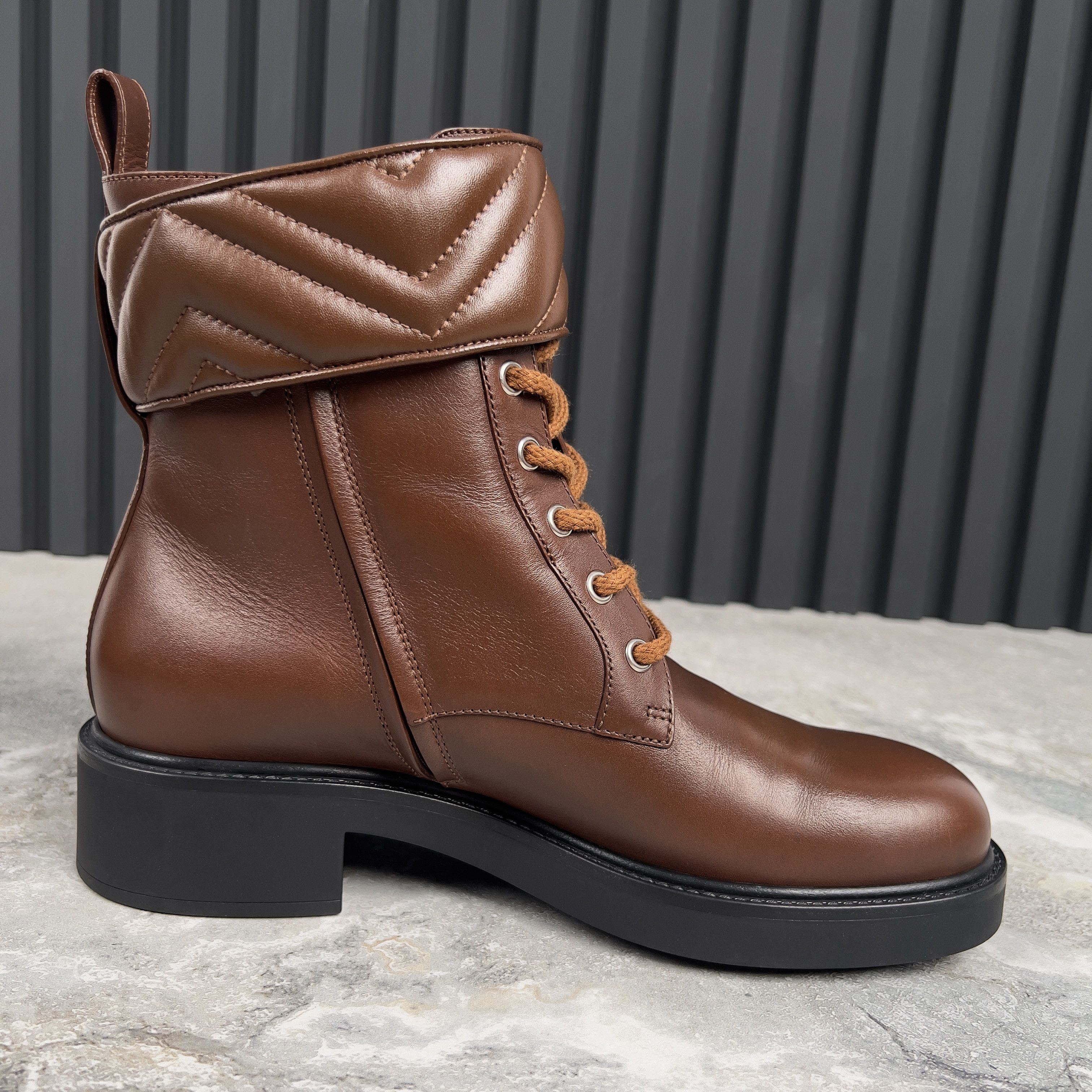 Gucci Gucci GG Marmont Boots Booties Lace Up Leather Size US 9 / IT 39 - 9 Thumbnail