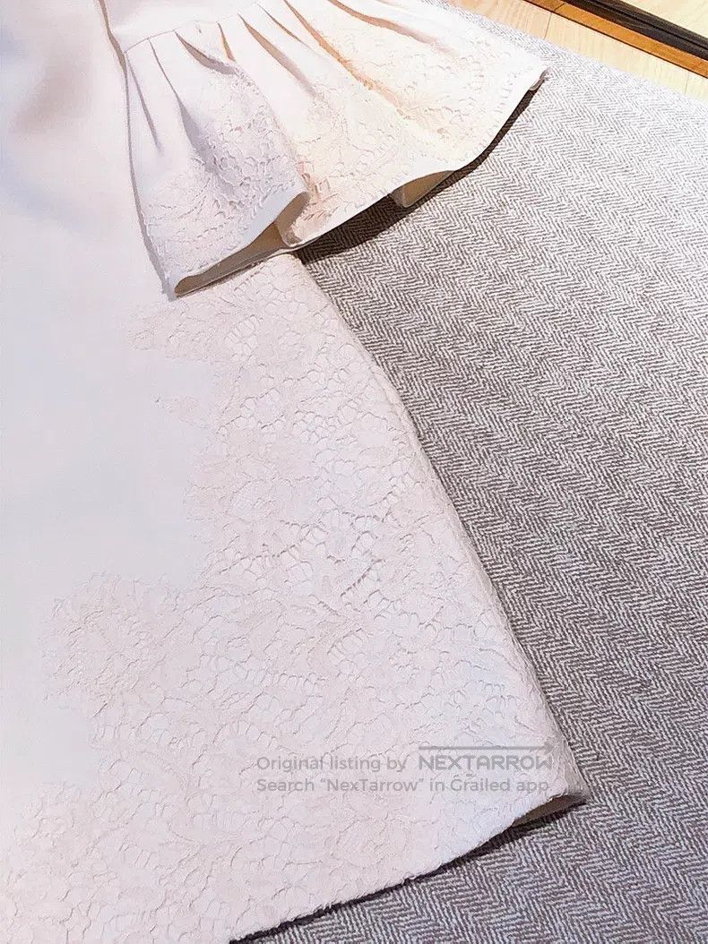Valentino Valentino Cream lace panelled dress dress Size XS / US 0-2 / IT 36-38 - 4 Thumbnail