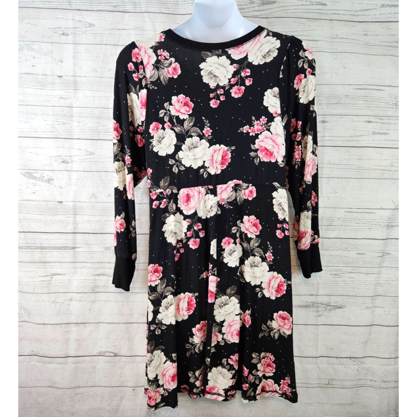 Torrid Torrid Womens Mini Super Soft Puff Sleeve Skater Dress Sz 1 Black Pink Floral Size XL / US 12-14 / IT 48-50 - 3 Thumbnail
