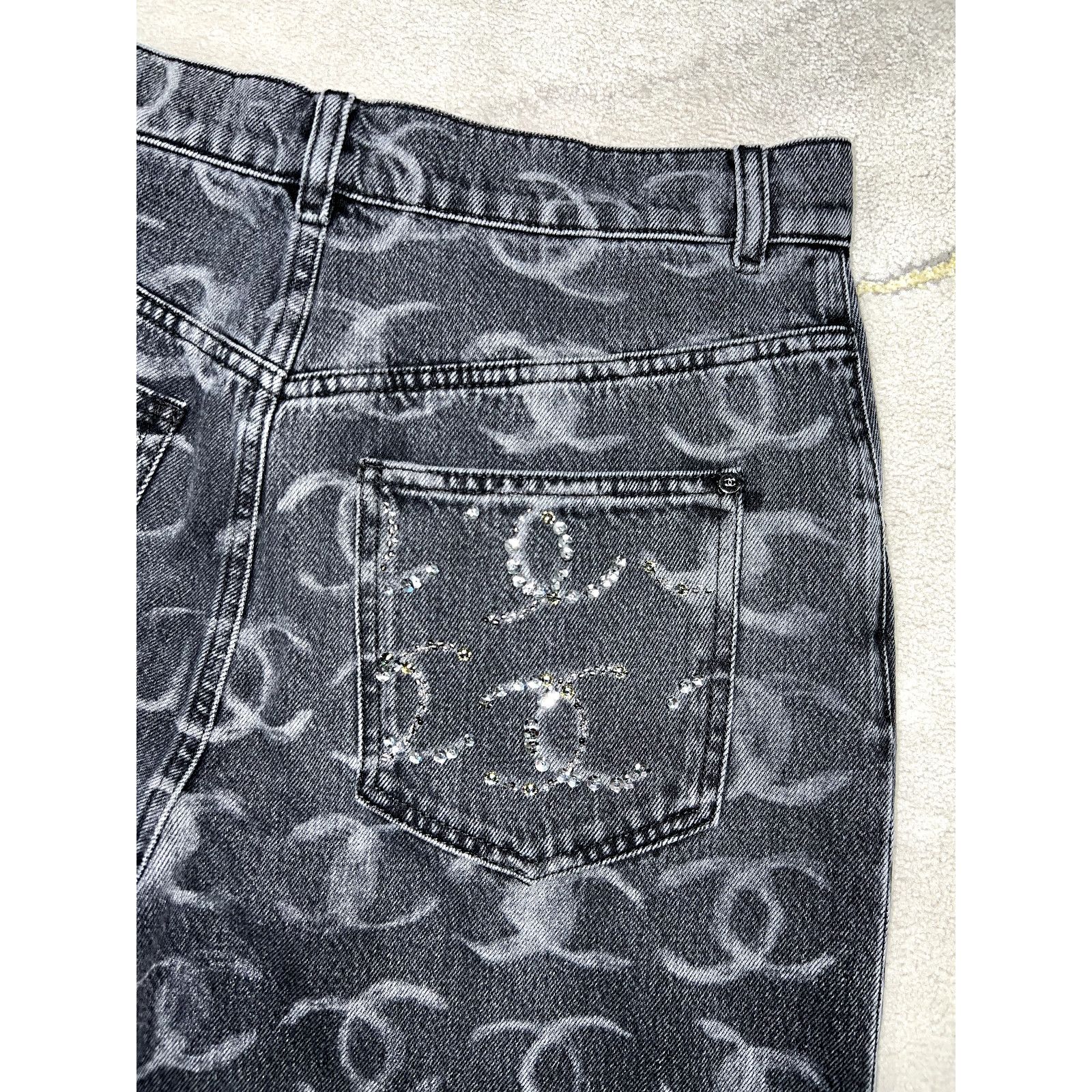 Chanel Chanel White CC Printed Logo Baggy Oversized Jeans 36 Size 26" / US 2 / IT 38 - 10 Thumbnail